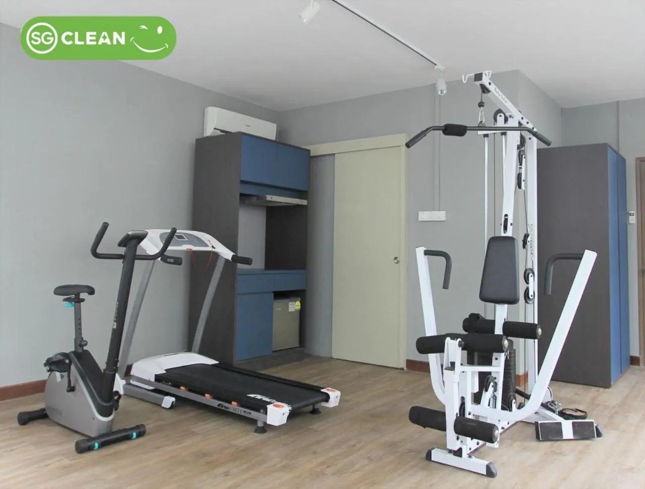 Fitness centre/facilities in Greatwood Residence at Devonshire