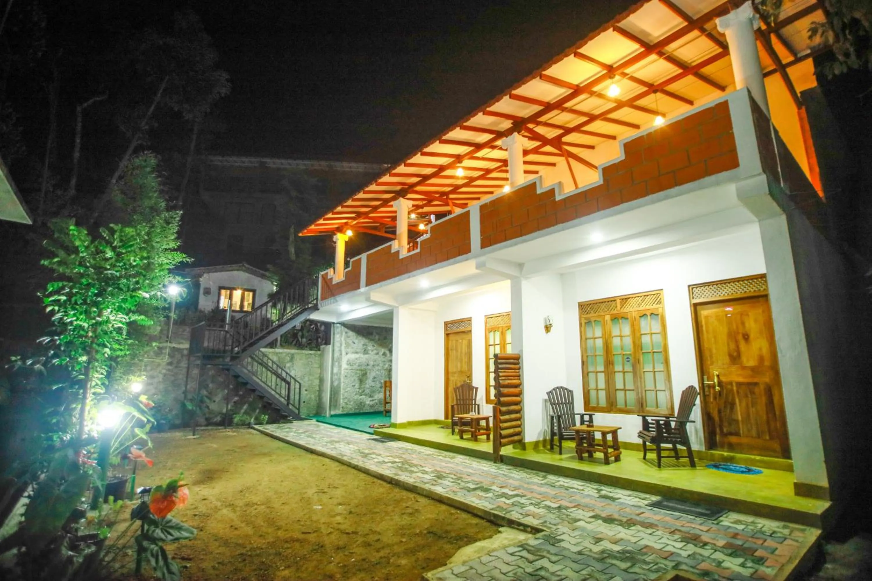 Property building in Dinaro Guest