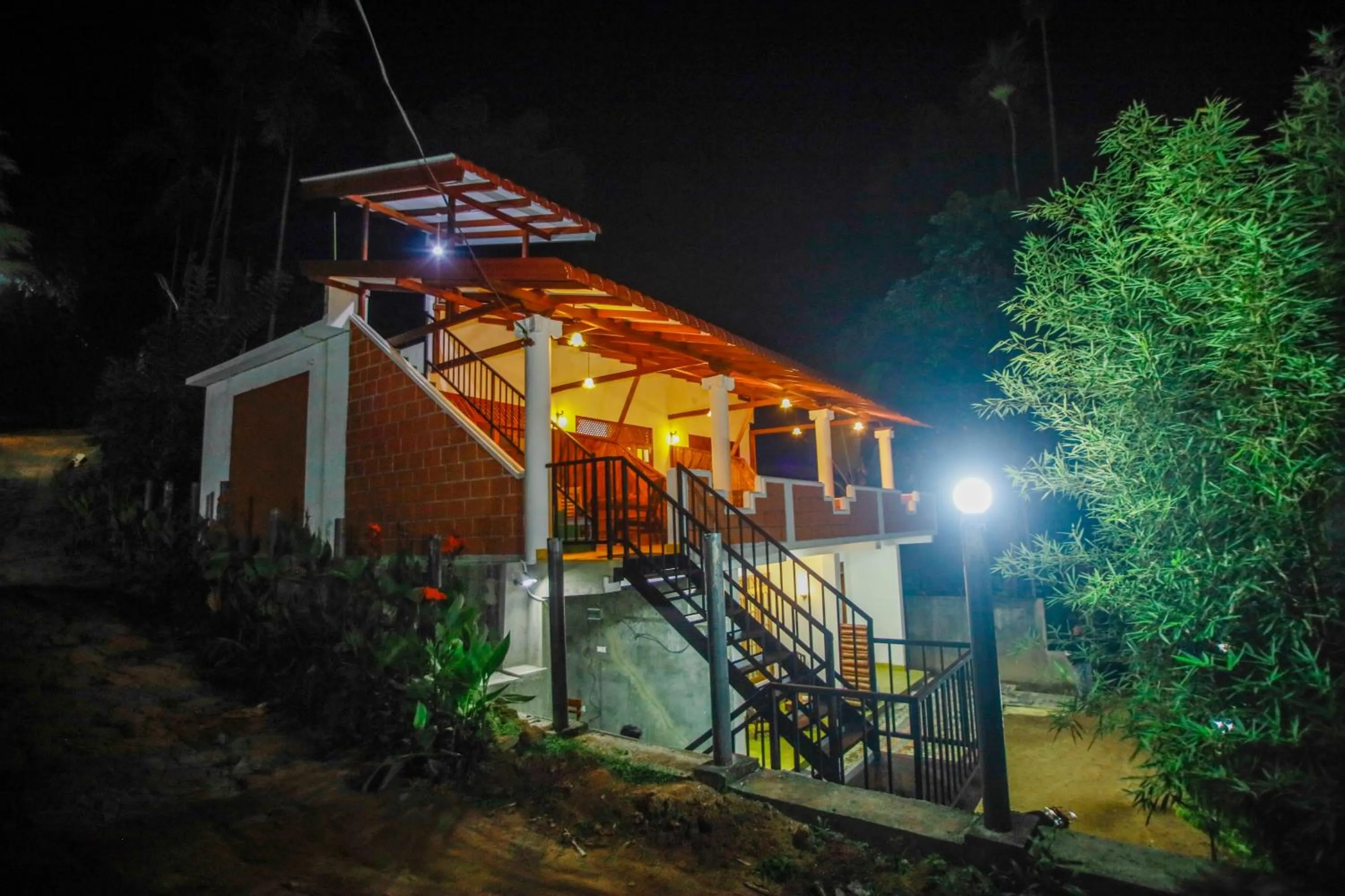 Property building in Dinaro Guest