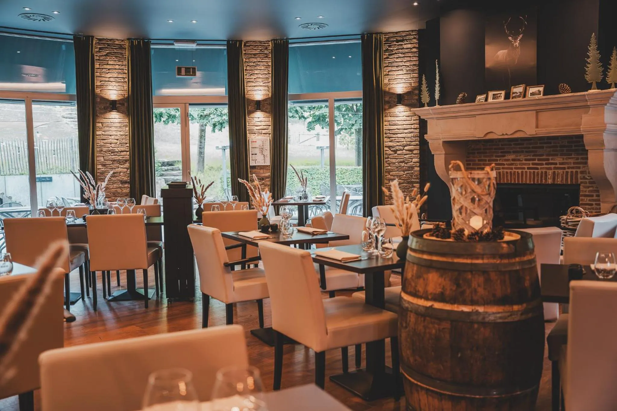 Restaurant/places to eat in Mont-des-Pins