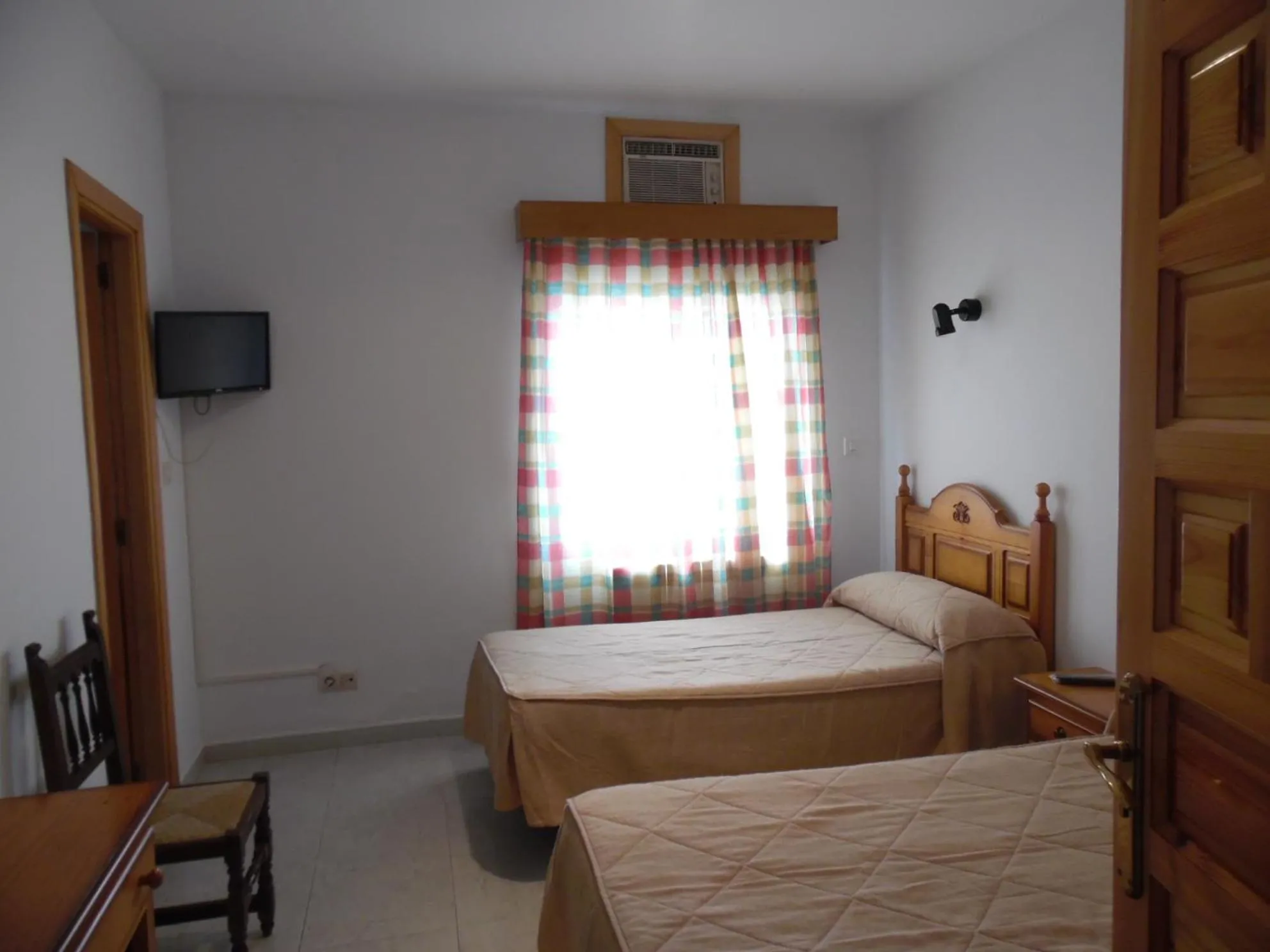 Decorative detail, Bed in Hostal Arias