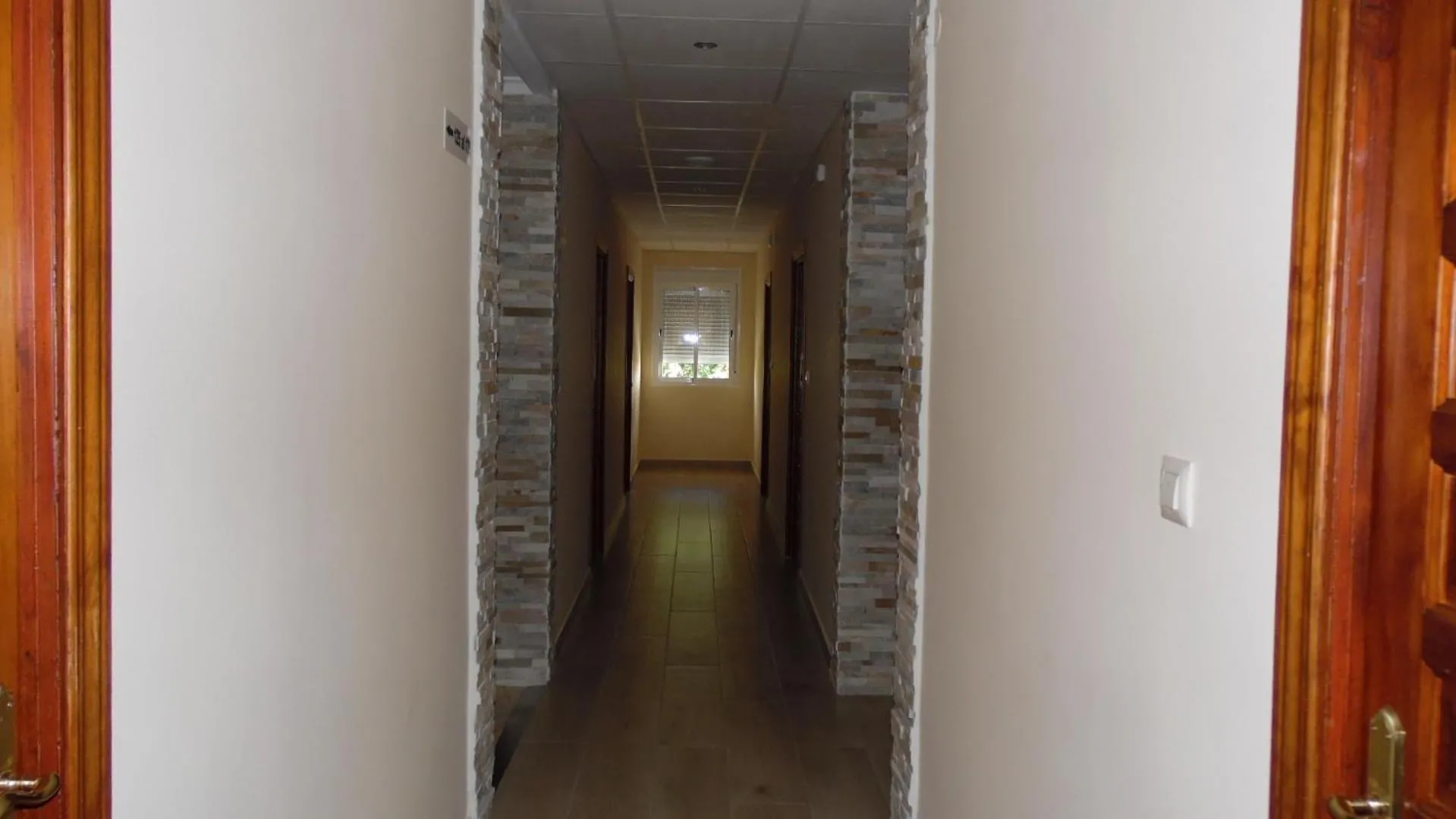 Area and facilities in Hostal Arias