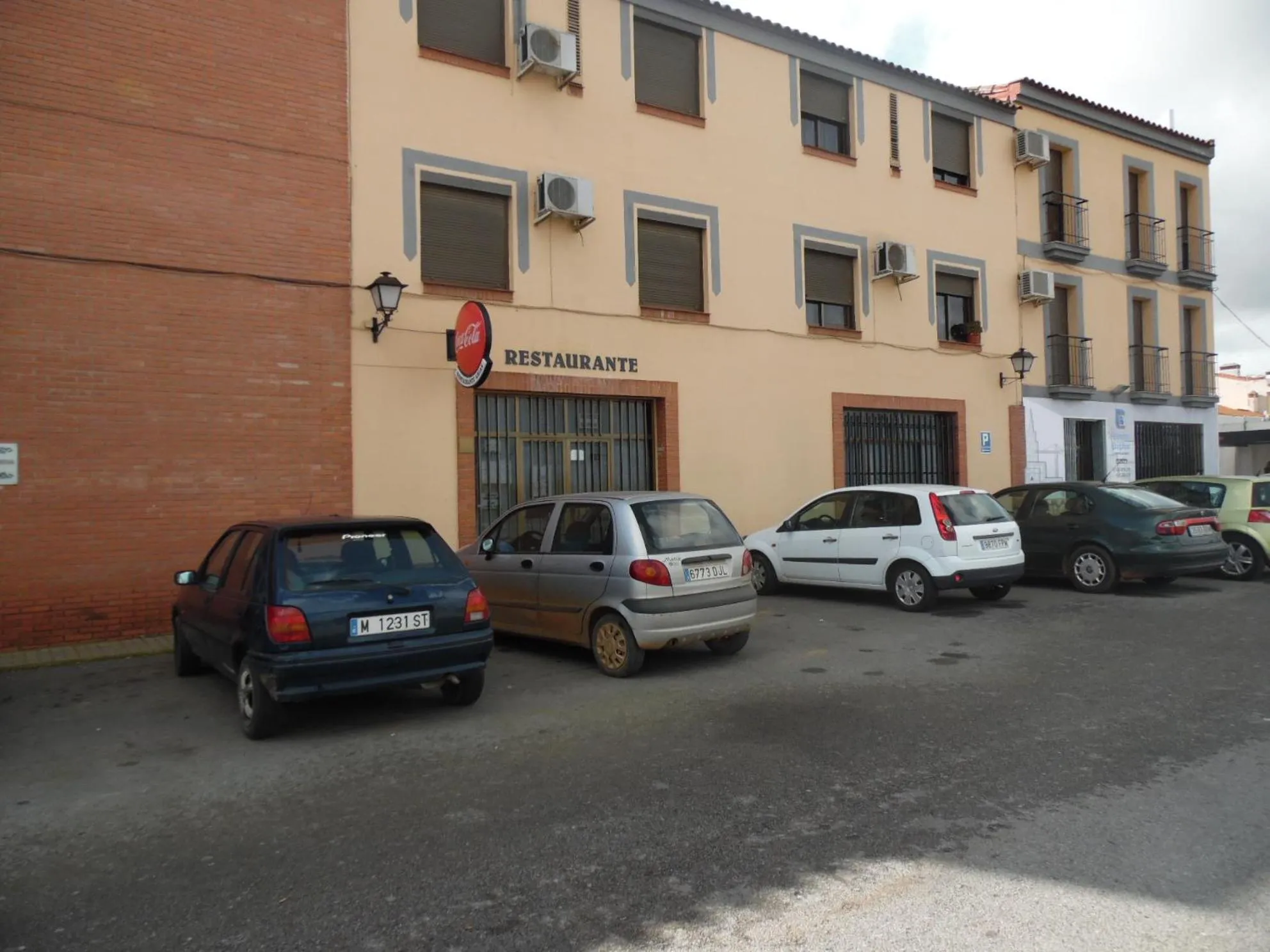Property building in Hostal Arias