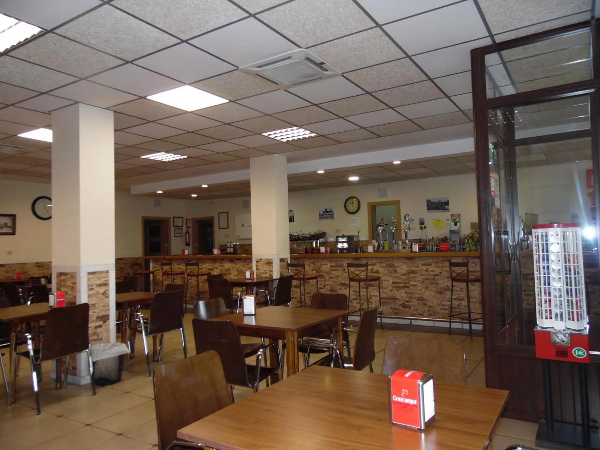 Lounge or bar in Hostal Arias