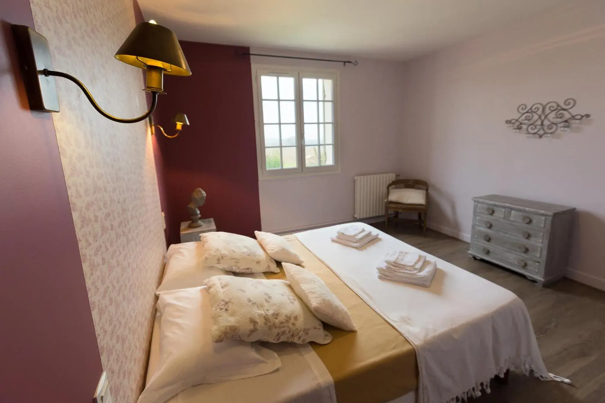 Family Room with Private Bathroom - single occupancy in Le Vallon De Guerry Family Room with Private Bathroom - single occupancy in Le Vallon De Guerry