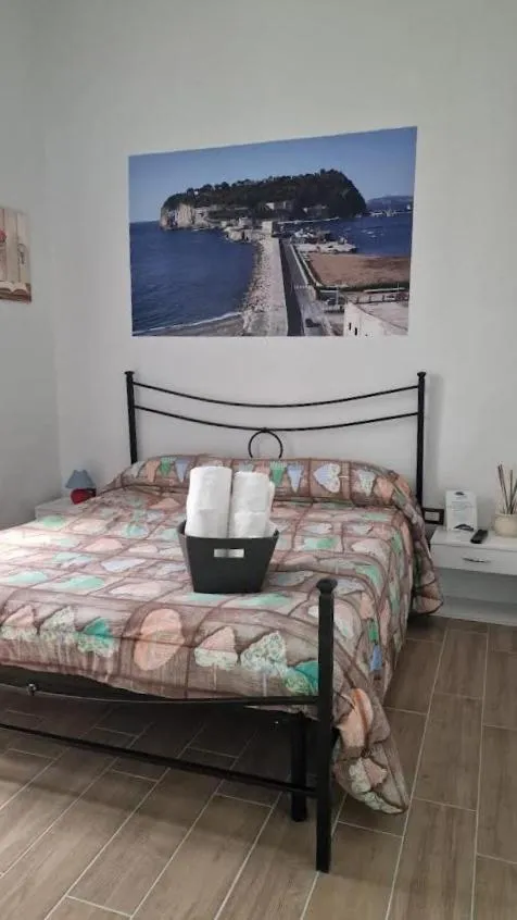 Bed in Napoli Station B&B