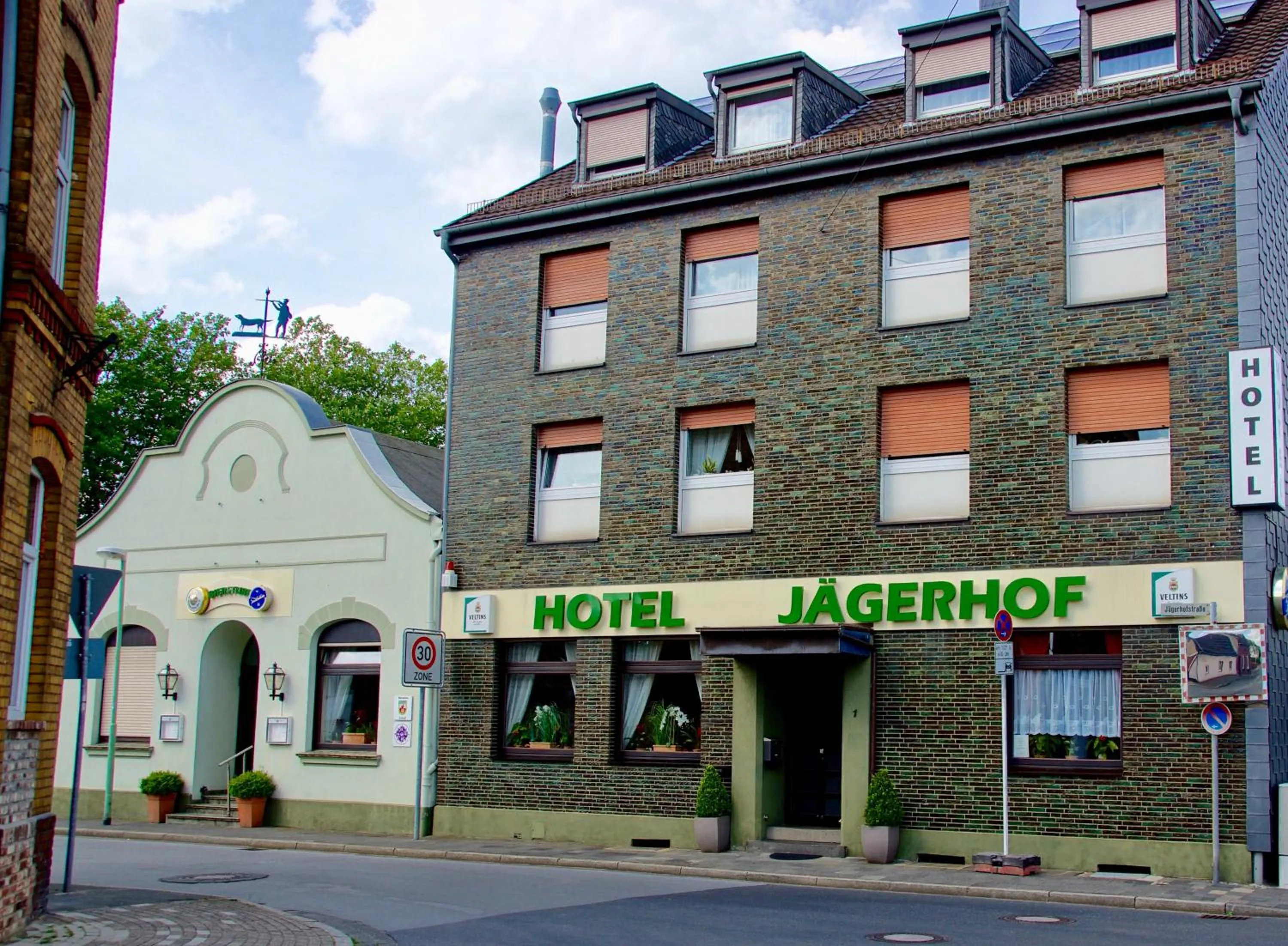 Facade/entrance in Hotel Jägerhof