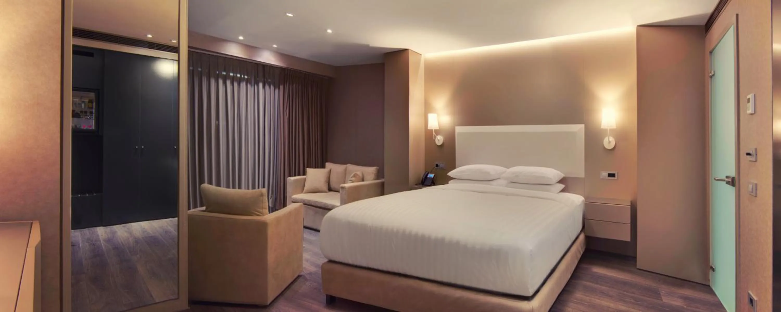 Photo of the whole room, Bed in SAZ City Life Boutique Hotel