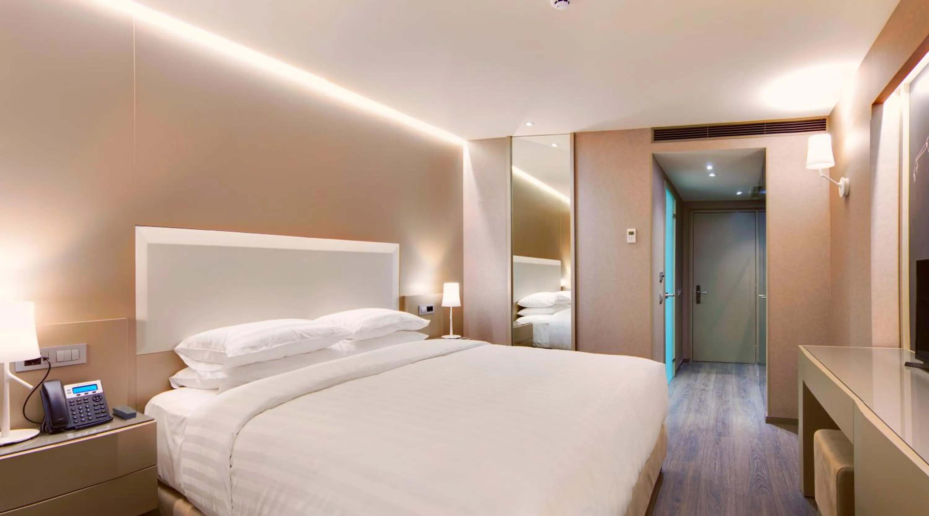 Photo of the whole room, Bed in SAZ City Life Boutique Hotel