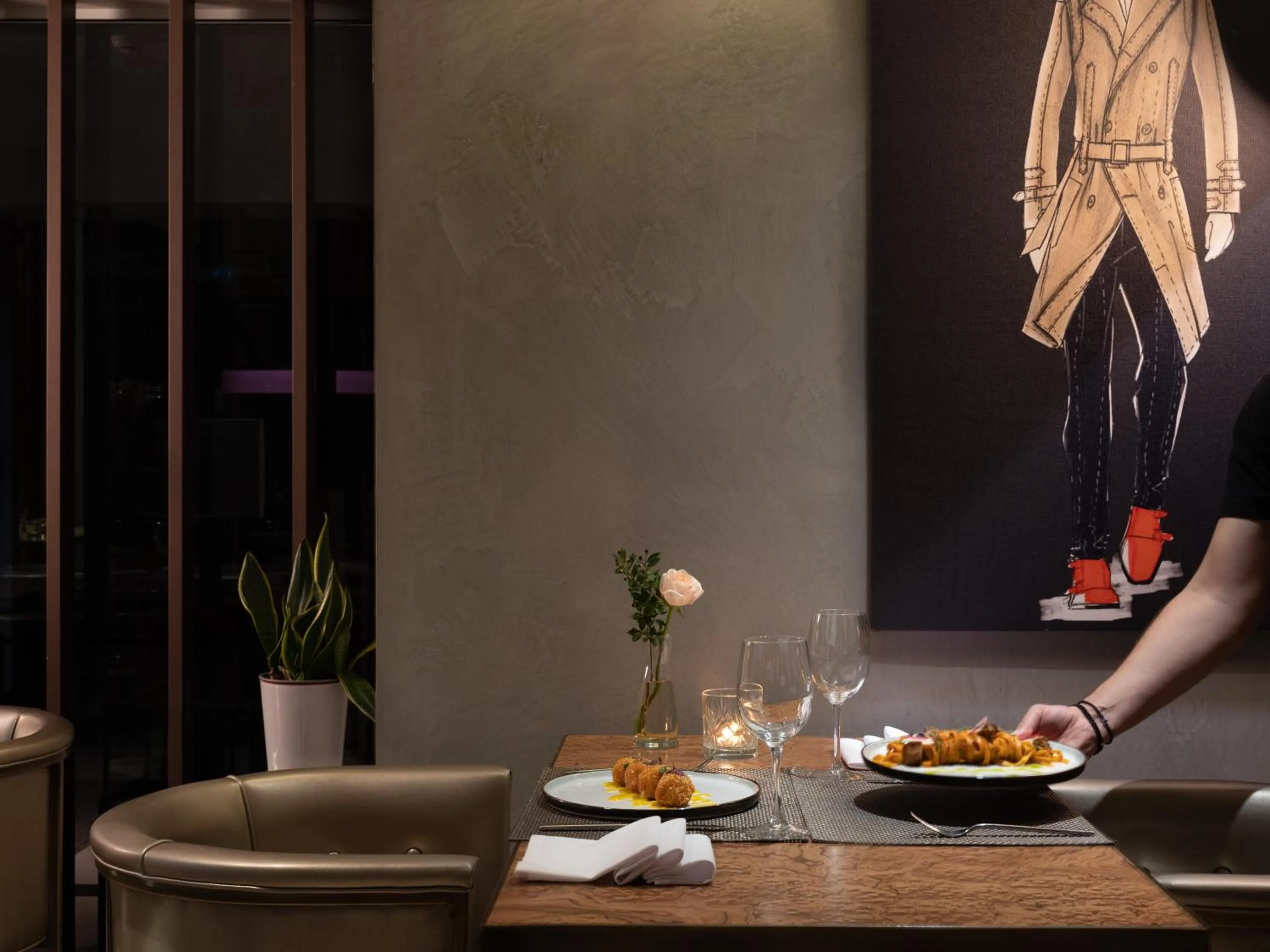 Restaurant/places to eat in SAZ City Life Boutique Hotel