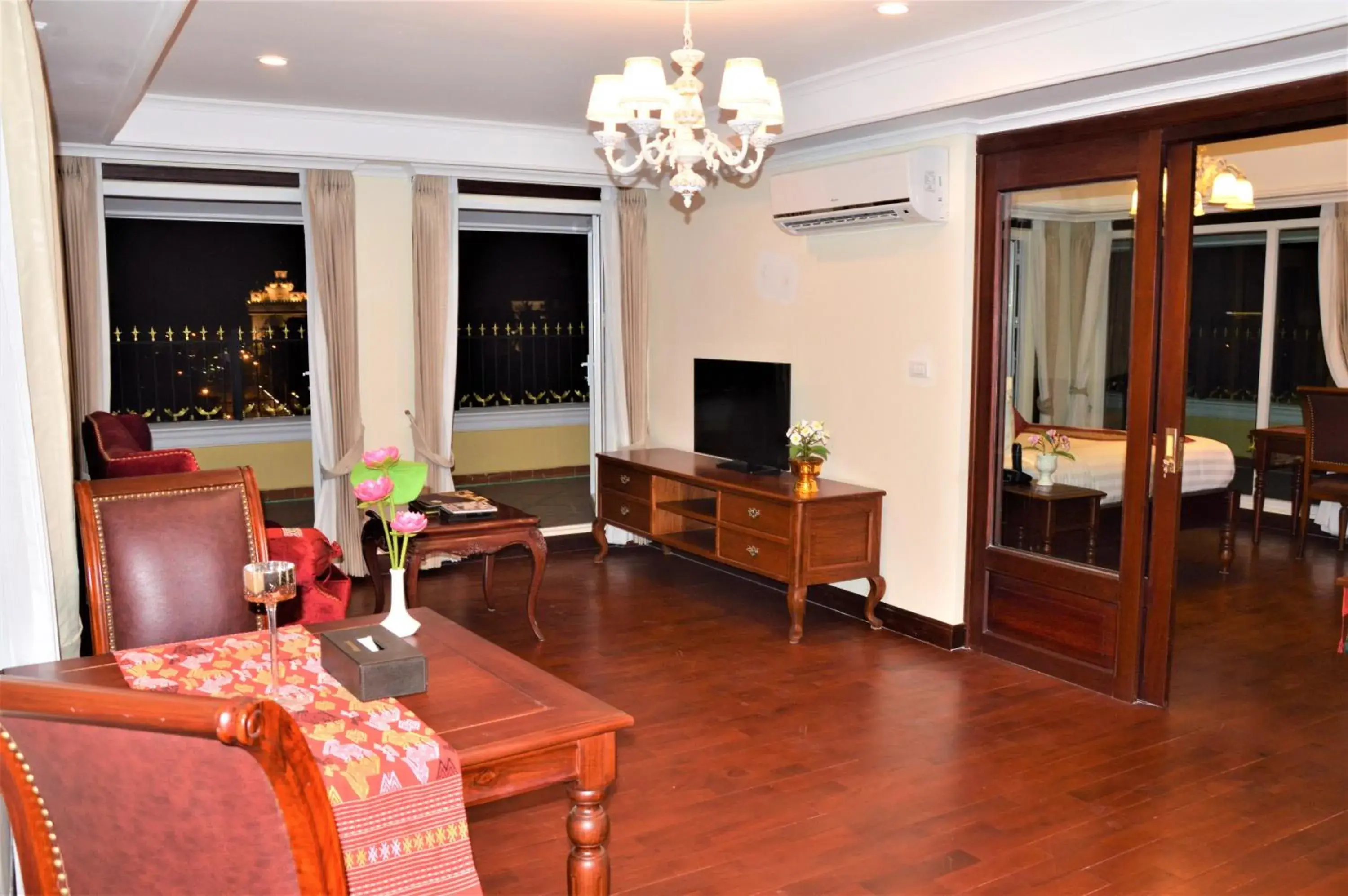 Living room in Phasouk Vien Chantra Hotel Living room in Phasouk Vien Chantra Hotel