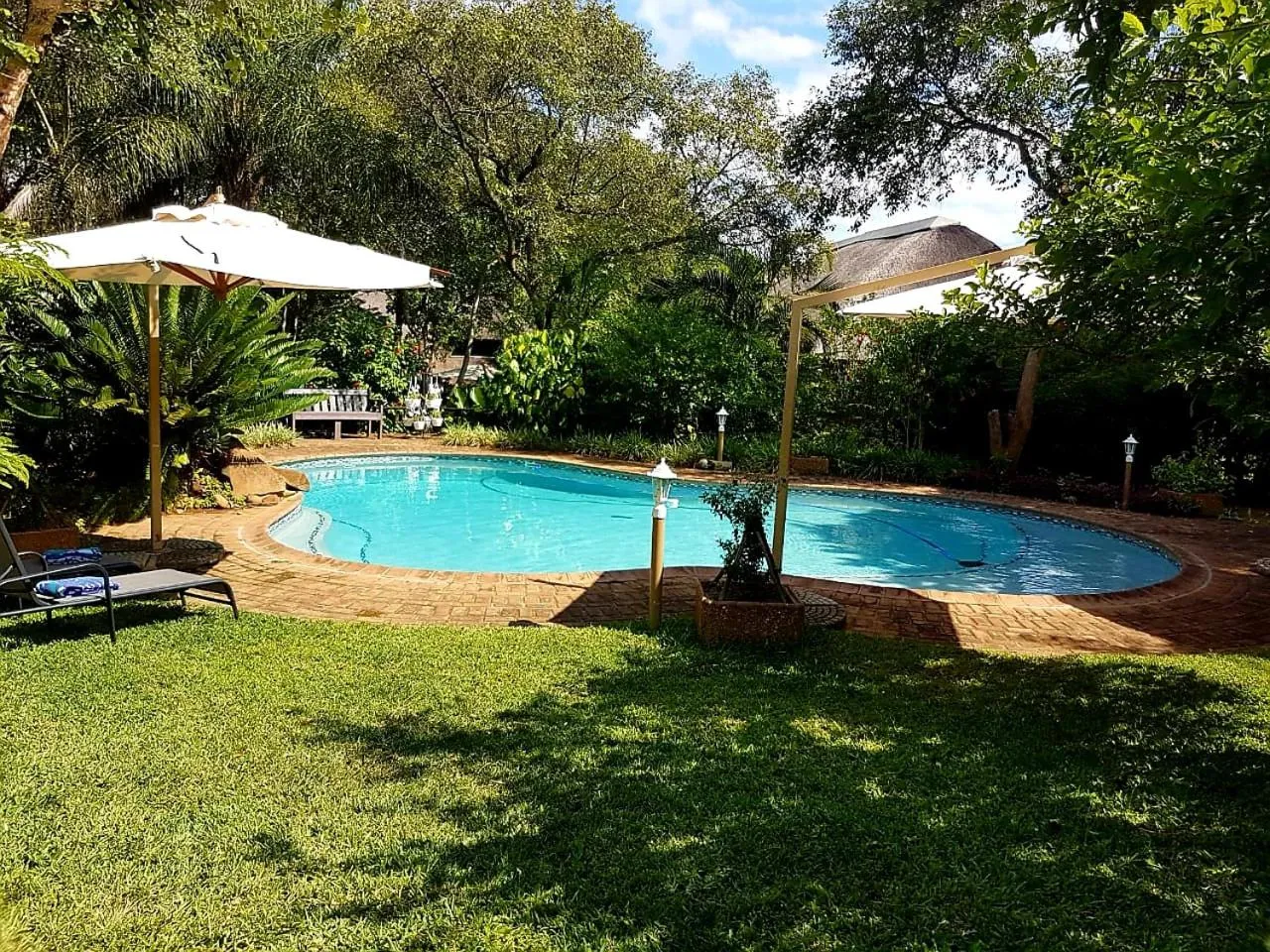 Garden in Shingalana Guest Lodge