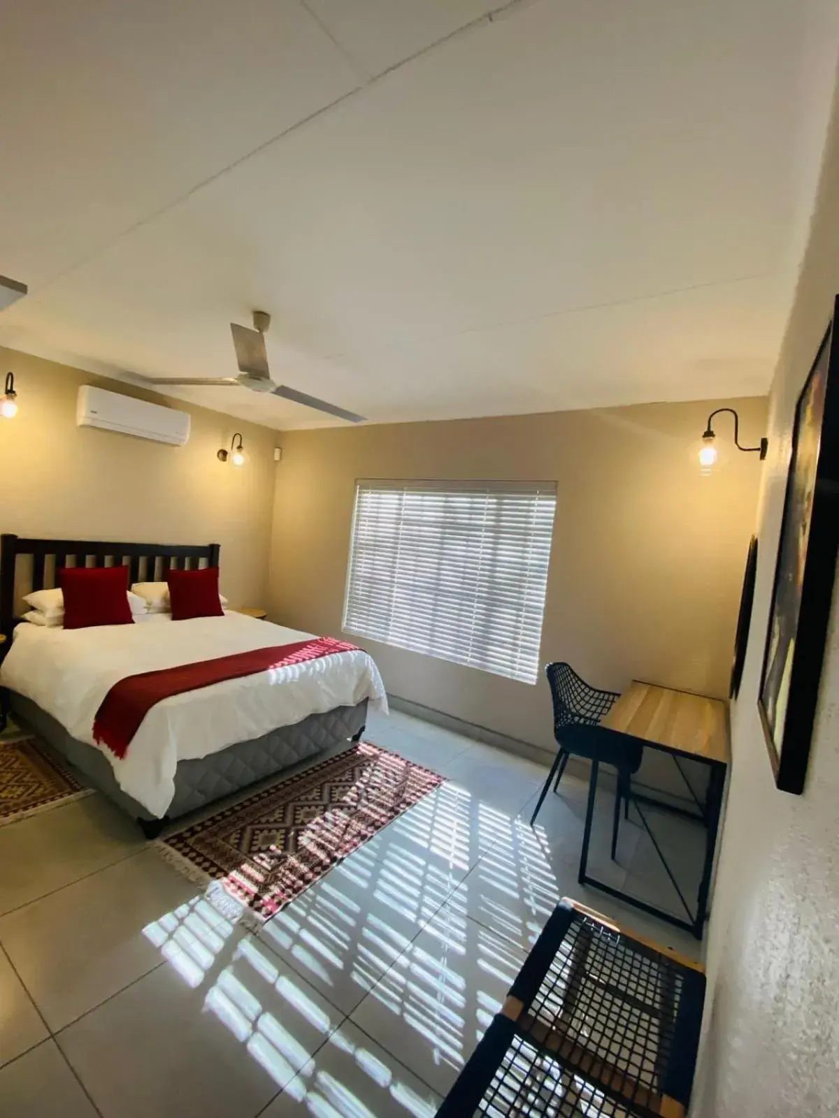 Photo of the whole room, Bed in Shingalana Guest Lodge Photo of the whole room, Bed in Shingalana Guest Lodge