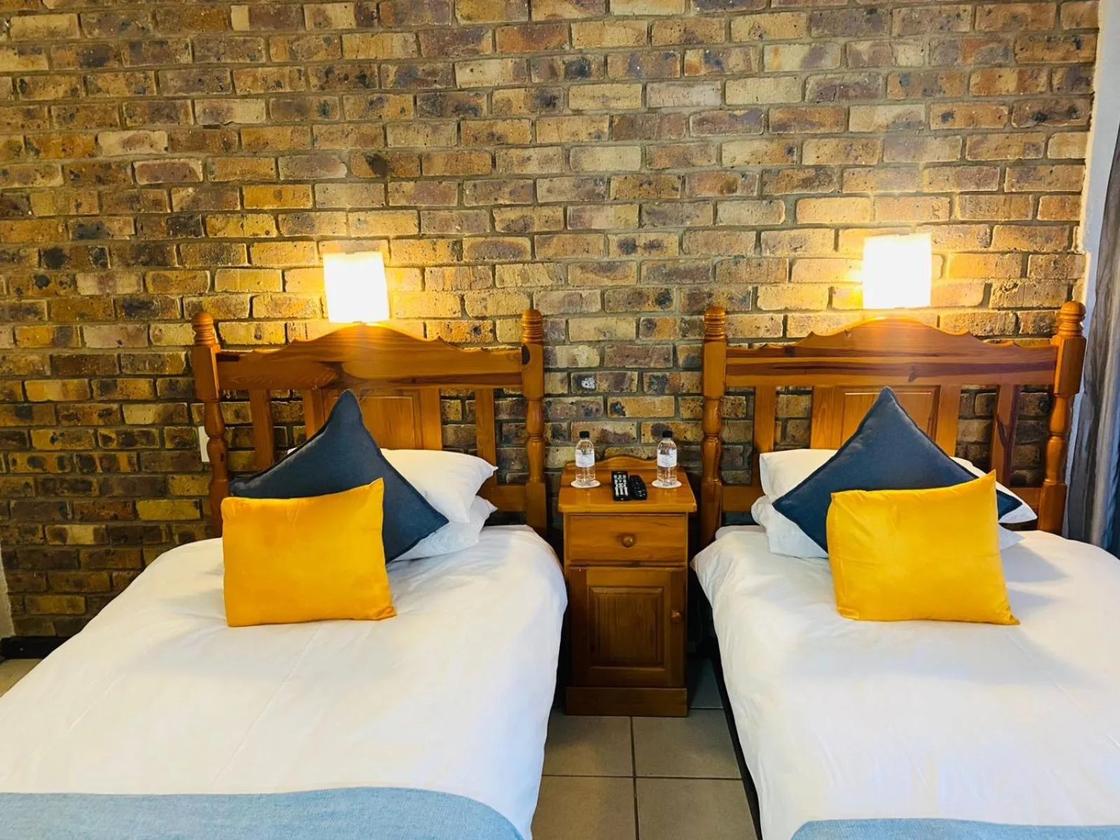 Bed in Shingalana Guest Lodge