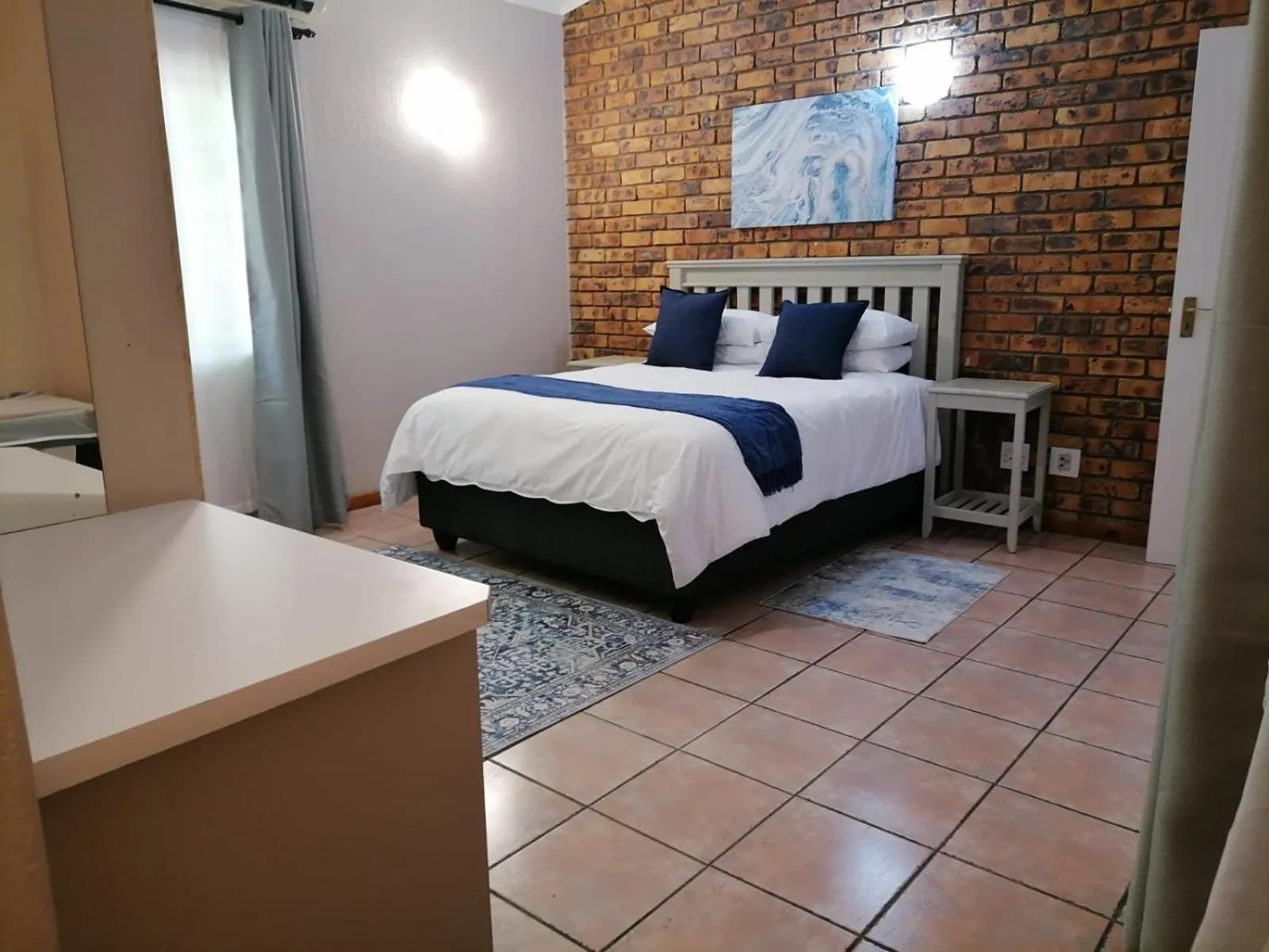 Bed in Shingalana Guest Lodge