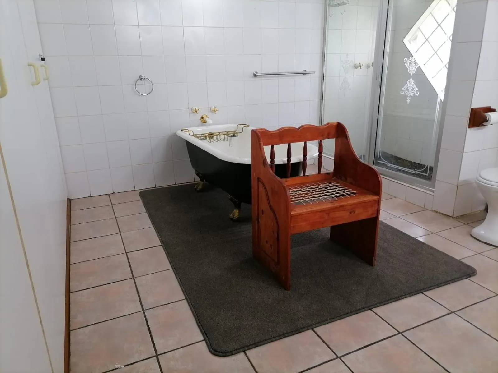 Shower in Shingalana Guest Lodge