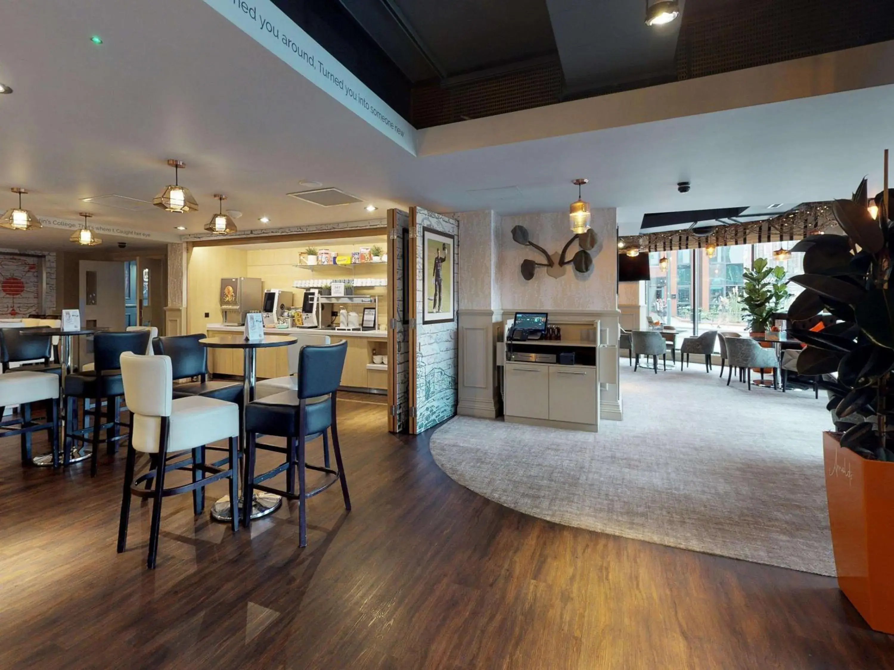 Lounge or bar in ibis Styles Leeds City Centre Arena Lounge or bar in ibis Styles Leeds City Centre Arena