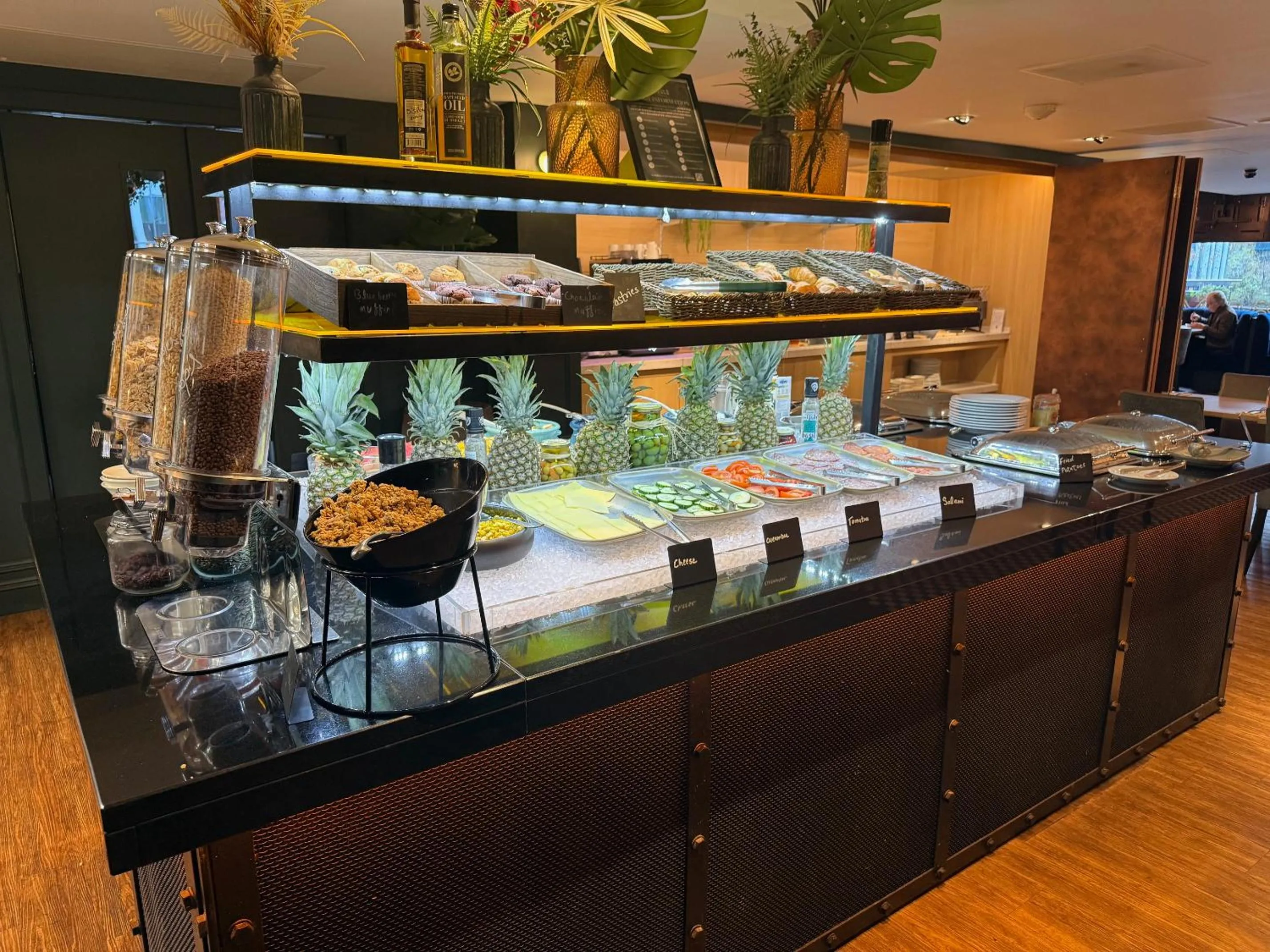 Breakfast in ibis Styles Leeds City Centre Arena