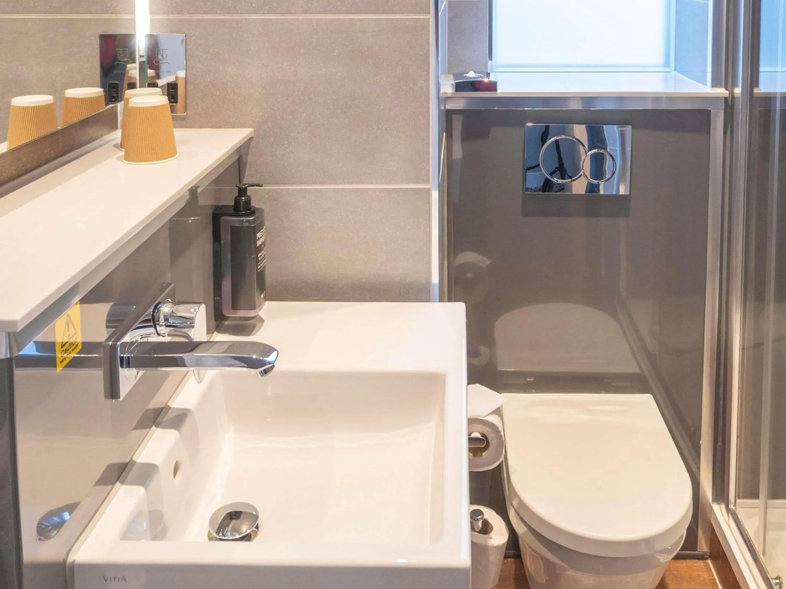 Bedroom in ibis Styles Leeds City Centre Arena Bedroom in ibis Styles Leeds City Centre Arena