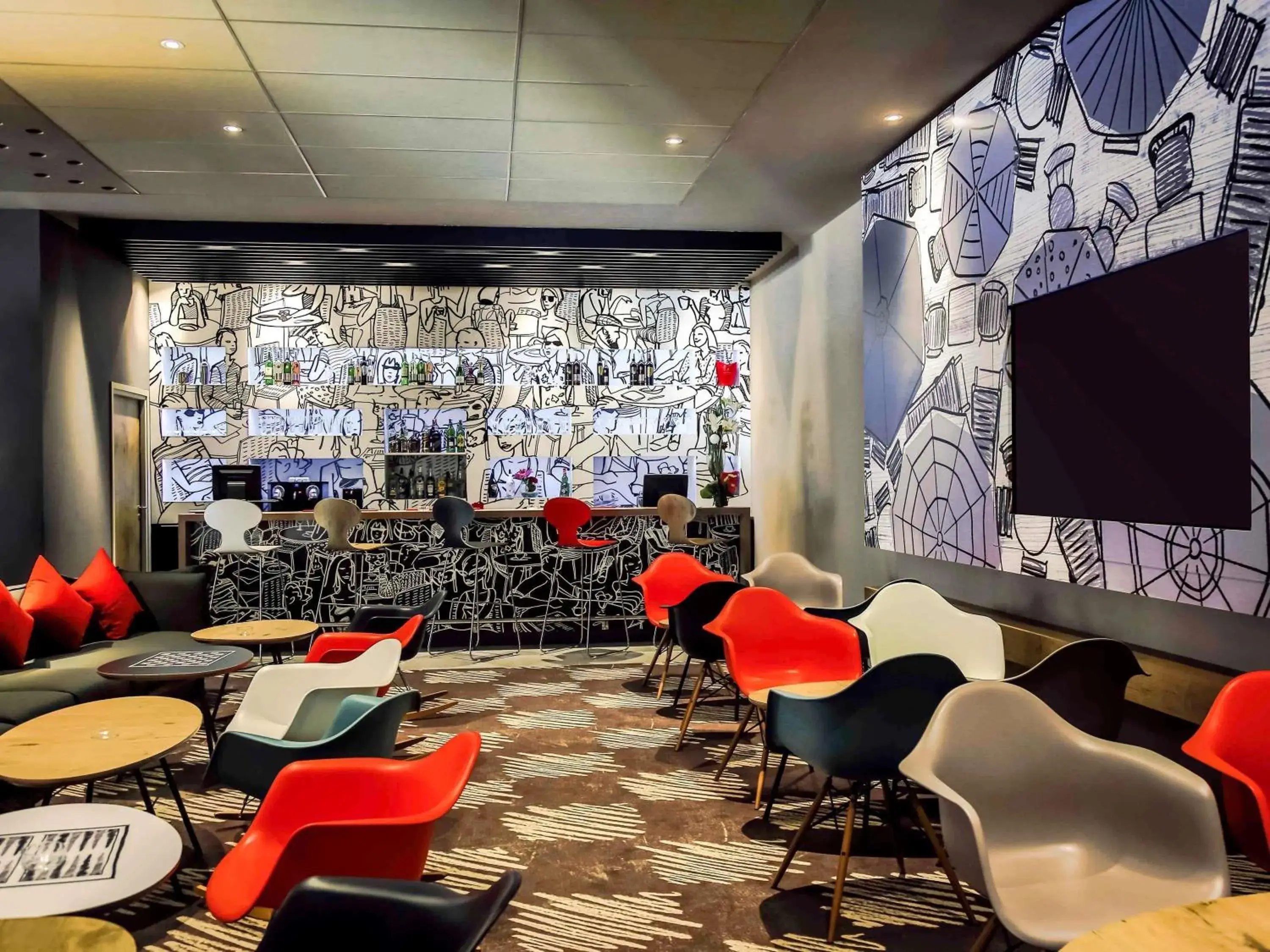 Lounge or bar in Ibis Rabat Agdal Lounge or bar in Ibis Rabat Agdal