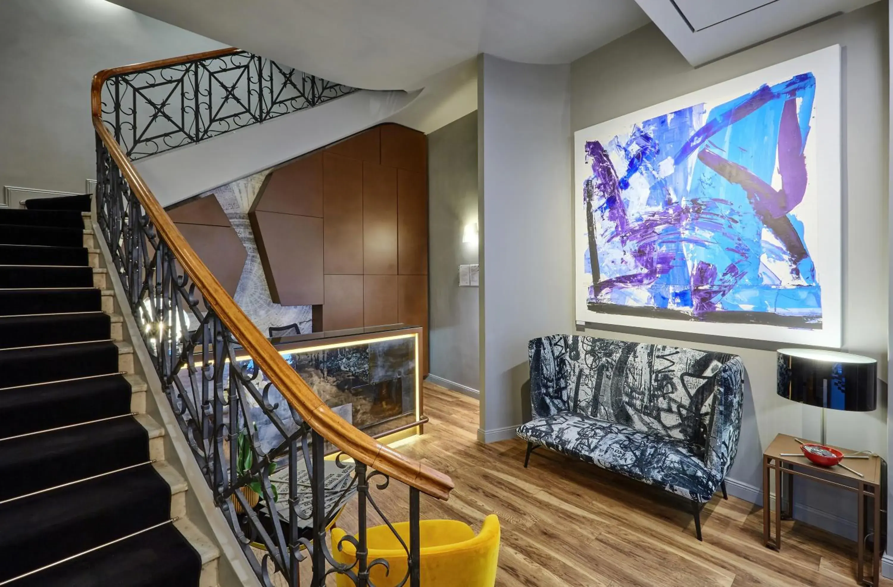 Lobby or reception in L'obelisque maison de luxe Lobby or reception in L'obelisque maison de luxe