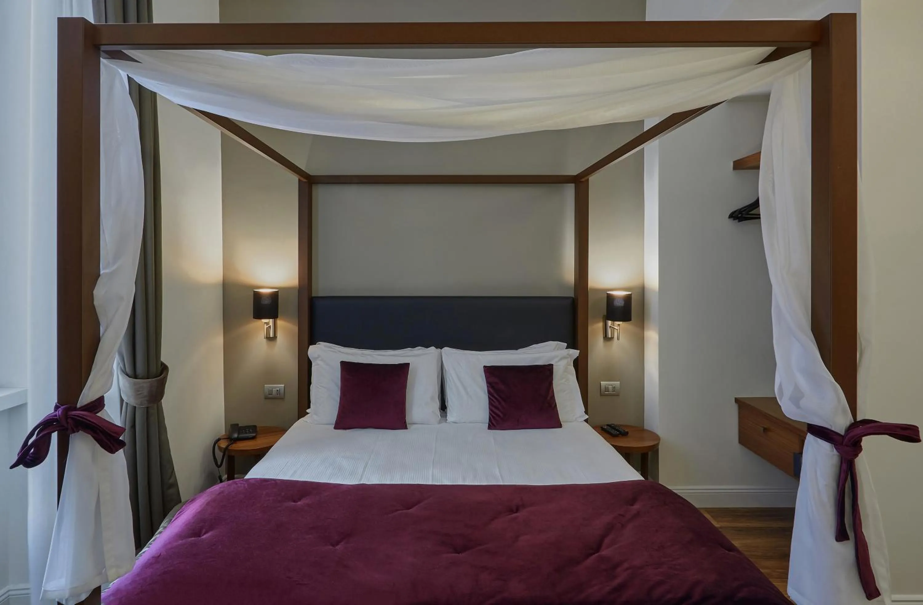 Bathroom, Bed in L'obelisque maison de luxe