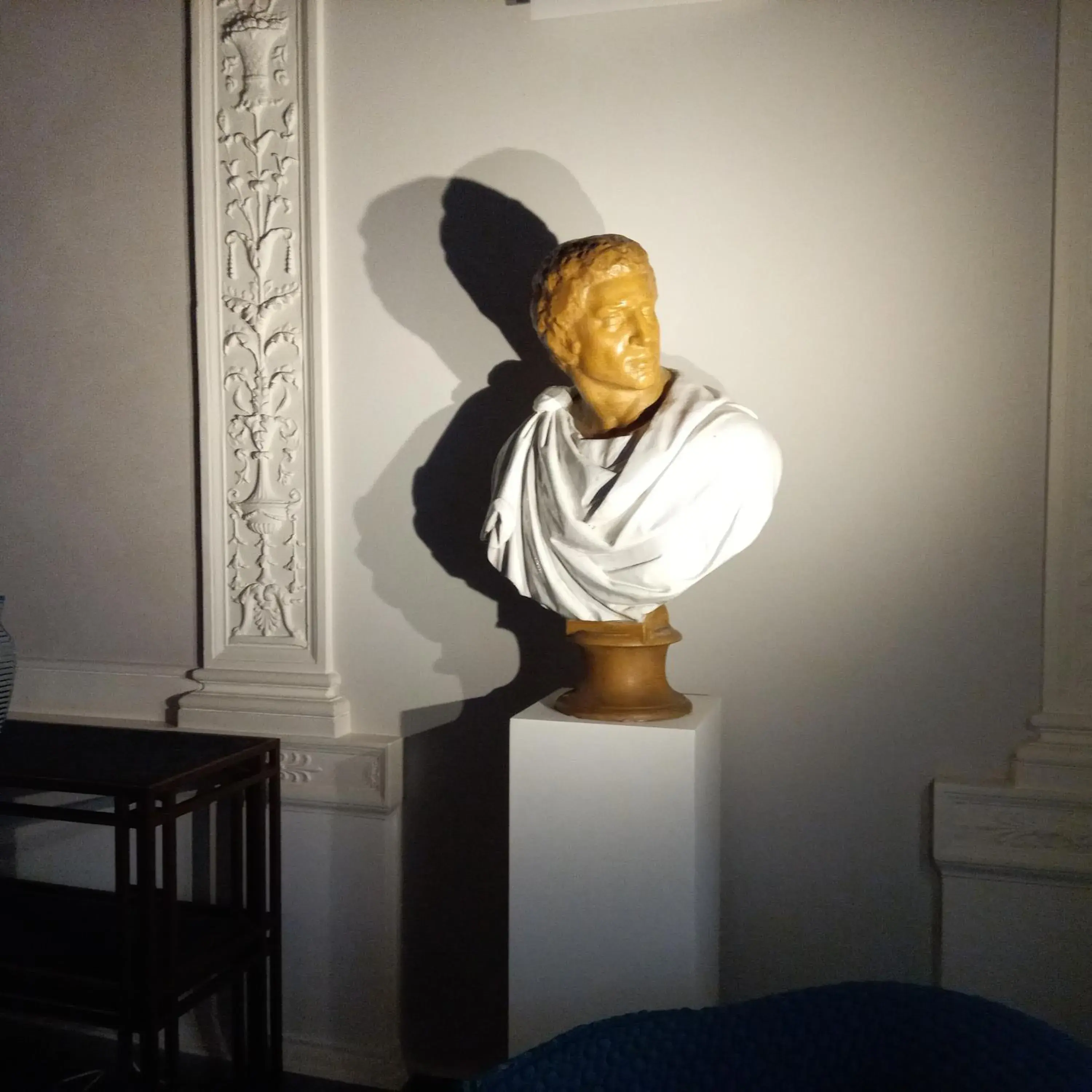 Communal lounge/ TV room in L'obelisque maison de luxe Communal lounge/ TV room in L'obelisque maison de luxe