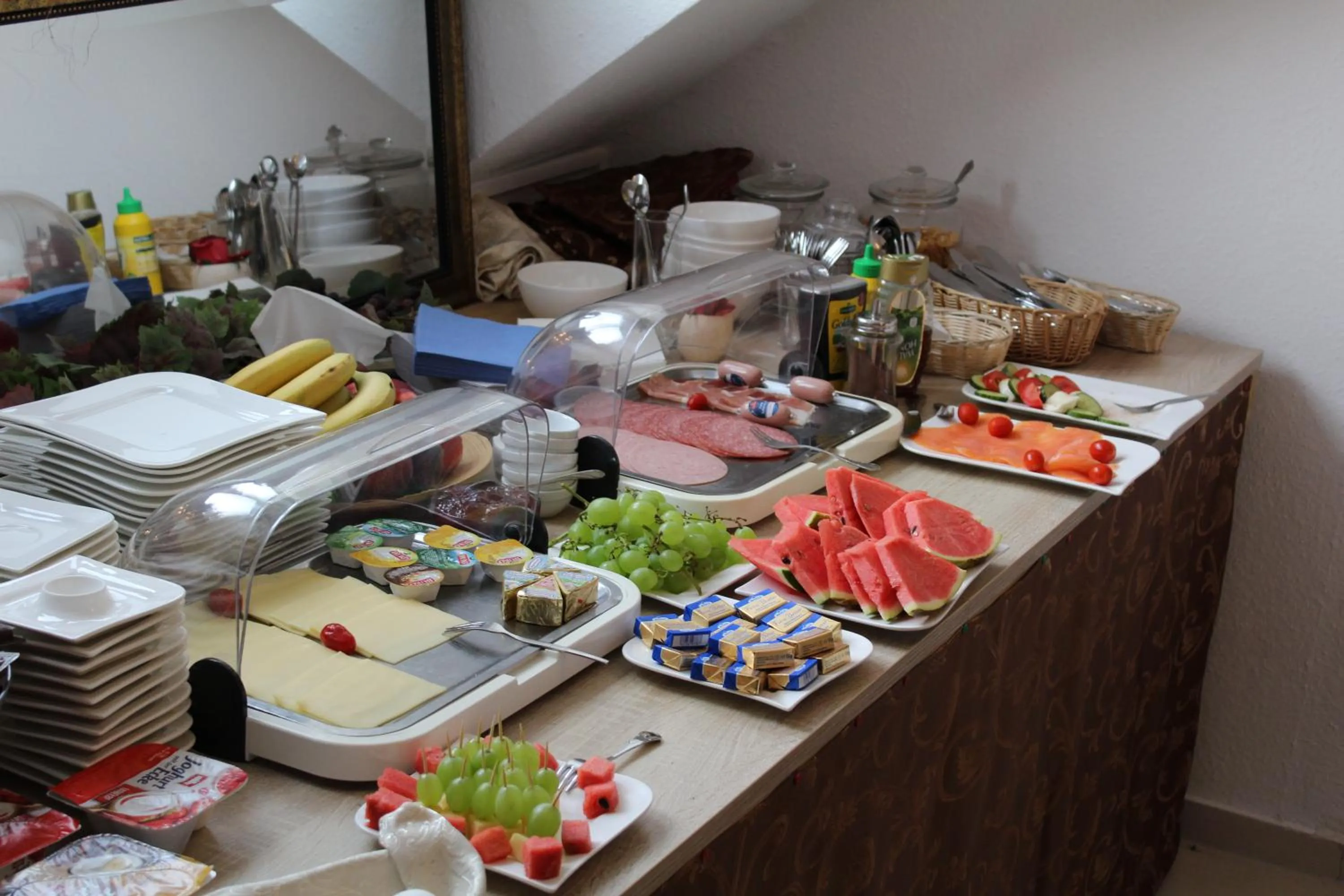 Food and drinks in Hotel Gardenia