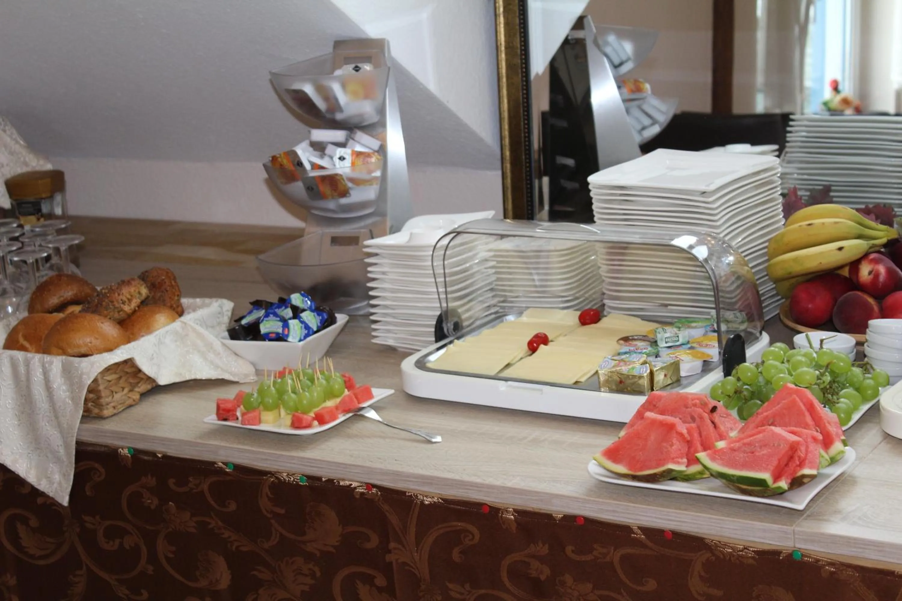 Food and drinks in Hotel Gardenia