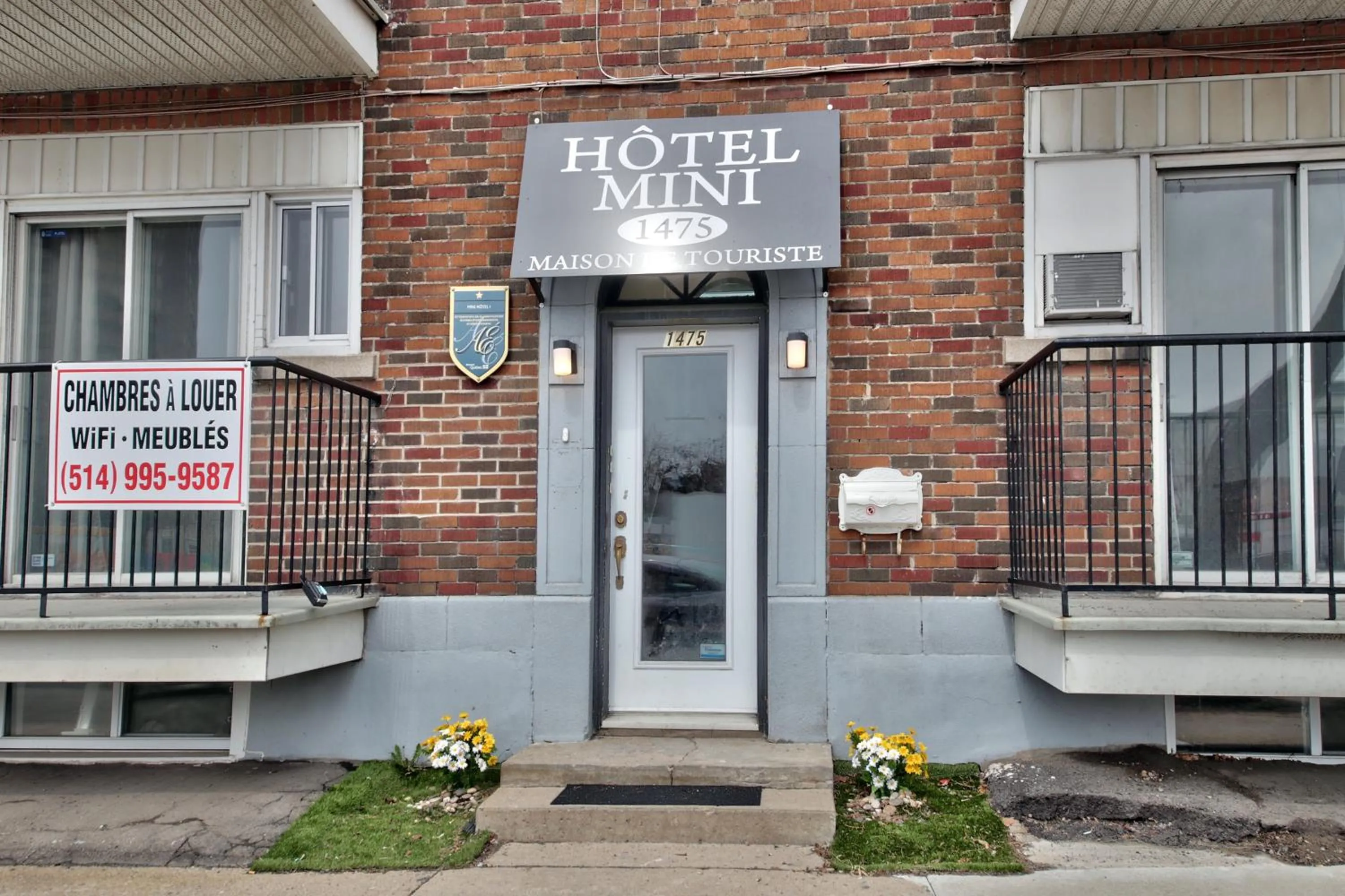 Property building in Hotel Mini Inc