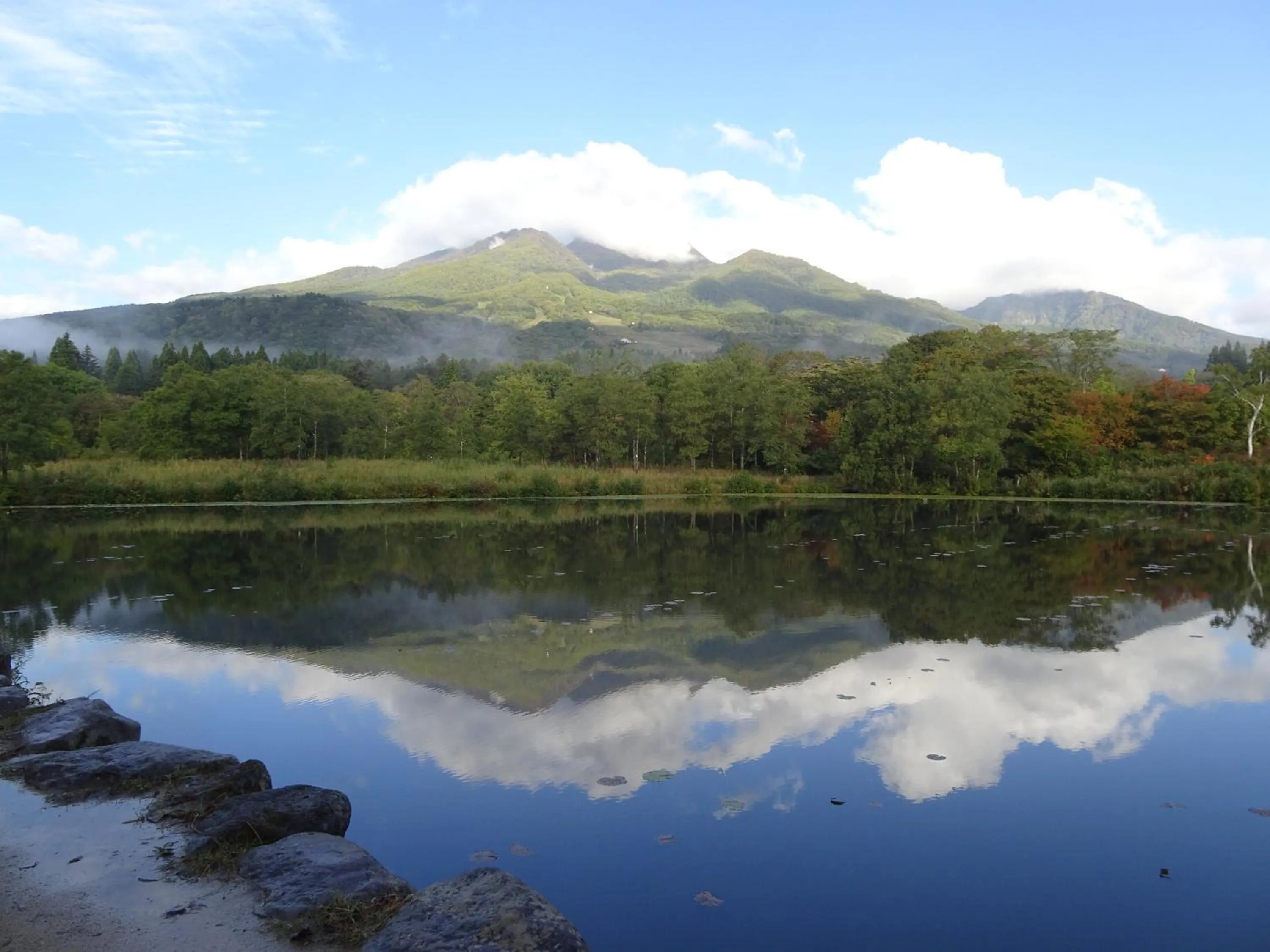 Property building in Lodge Amenouo