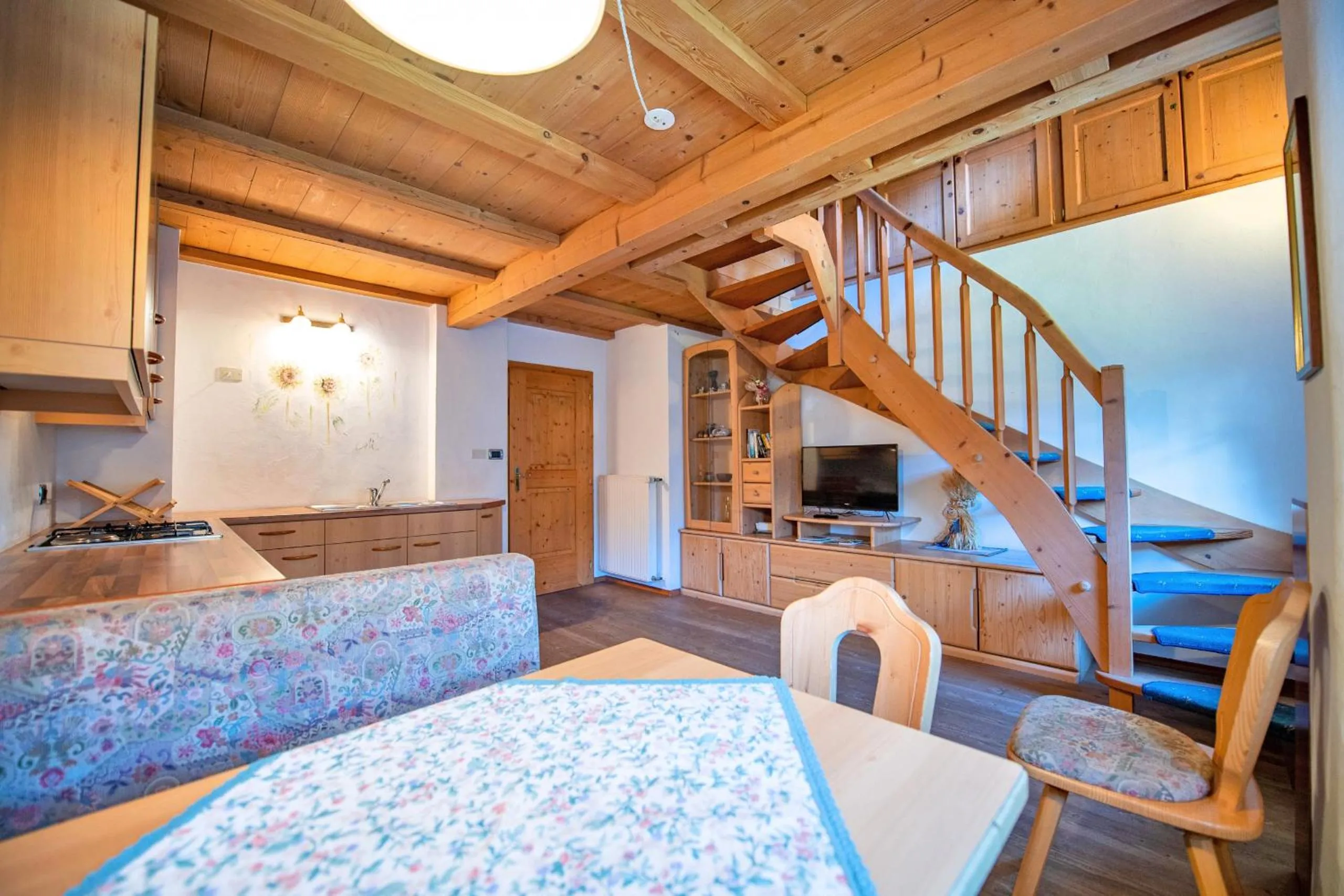 Agriturismo Apartments Tuene