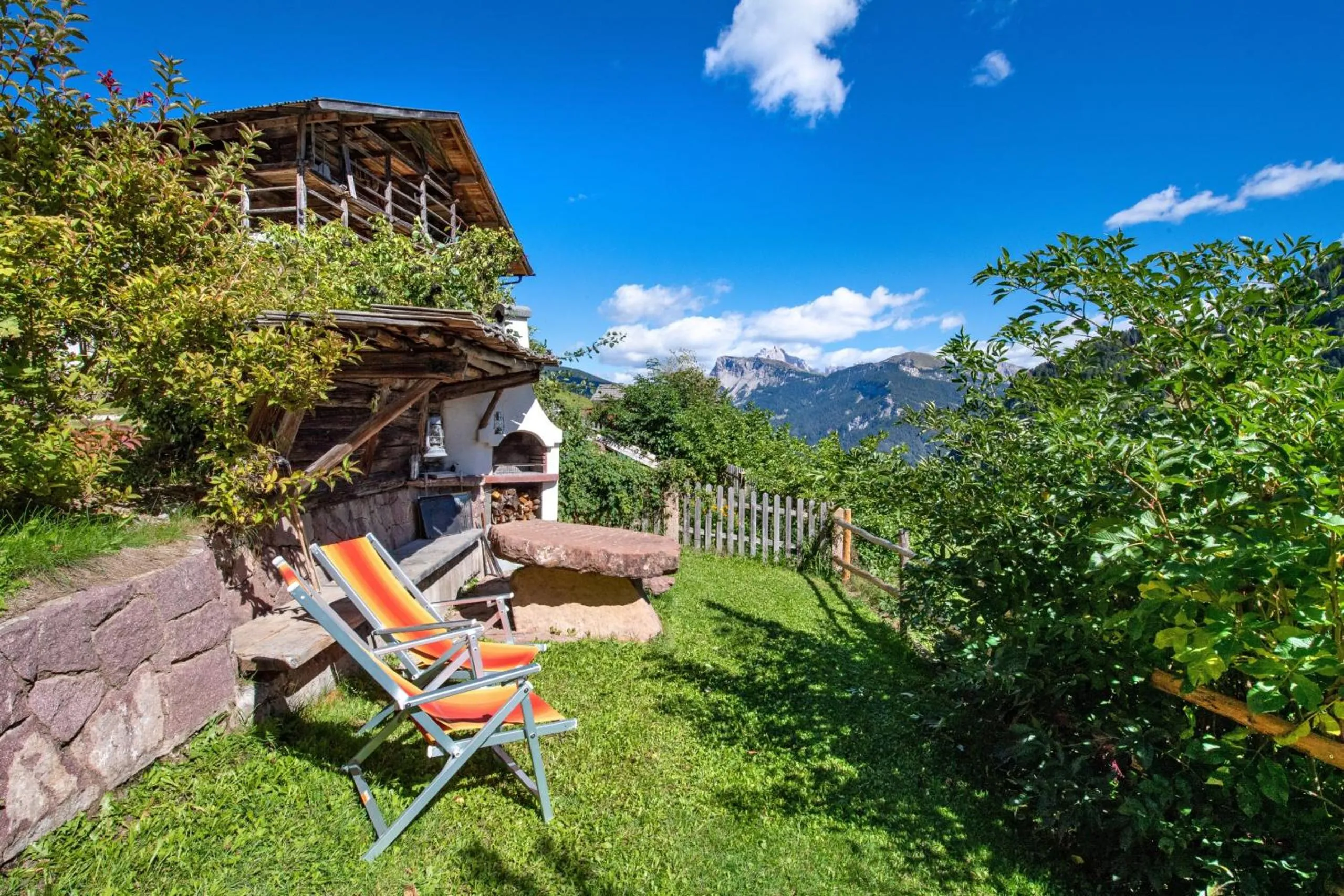 Agriturismo Apartments Tuene