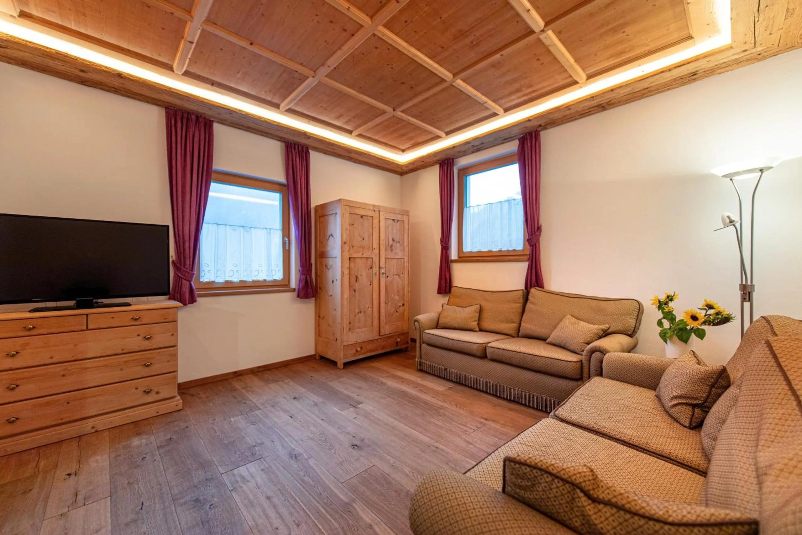 Agriturismo Apartments Tuene