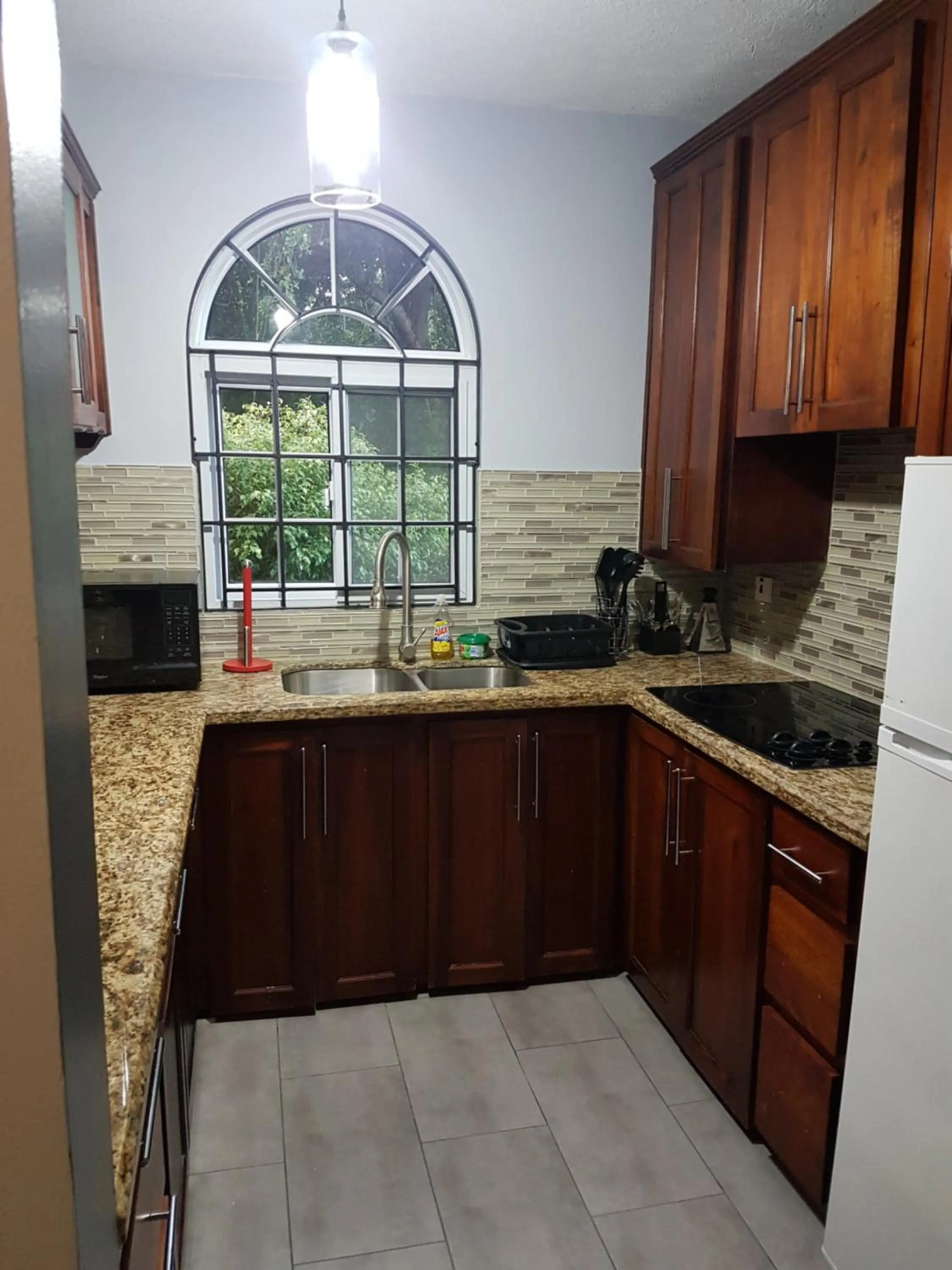Kitchen or kitchenette in Skycastle Oasis