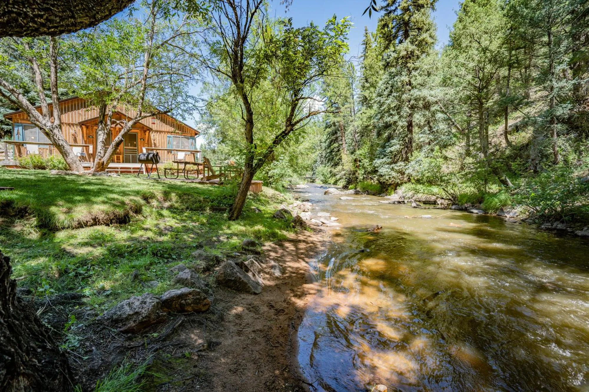 Natural landscape in Colorado Bear Creek Cabins