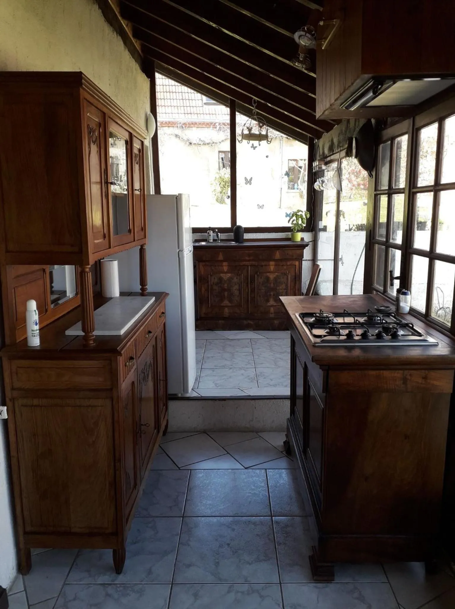 Kitchen or kitchenette in Dependance du Moulin Galuzot