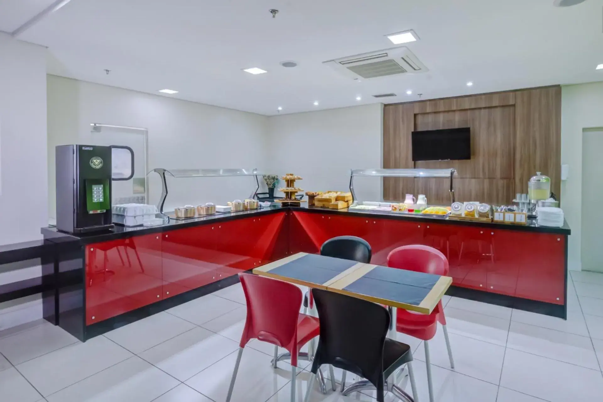 Breakfast in Go Inn Cambuí Campinas Breakfast in Go Inn Cambuí Campinas