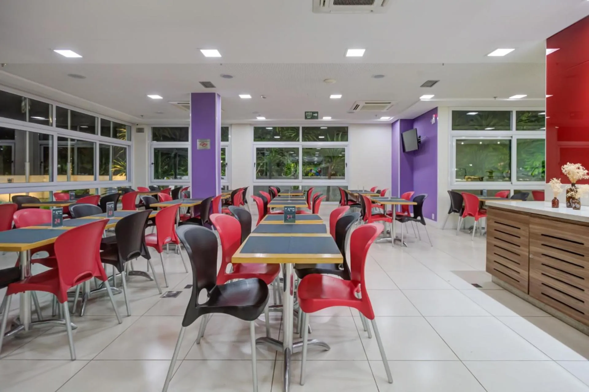 Restaurant/places to eat in Go Inn Cambuí Campinas