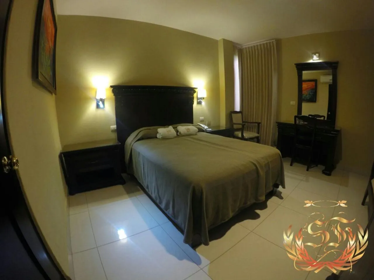 Photo of the whole room, Bed in Hotel San Francisco