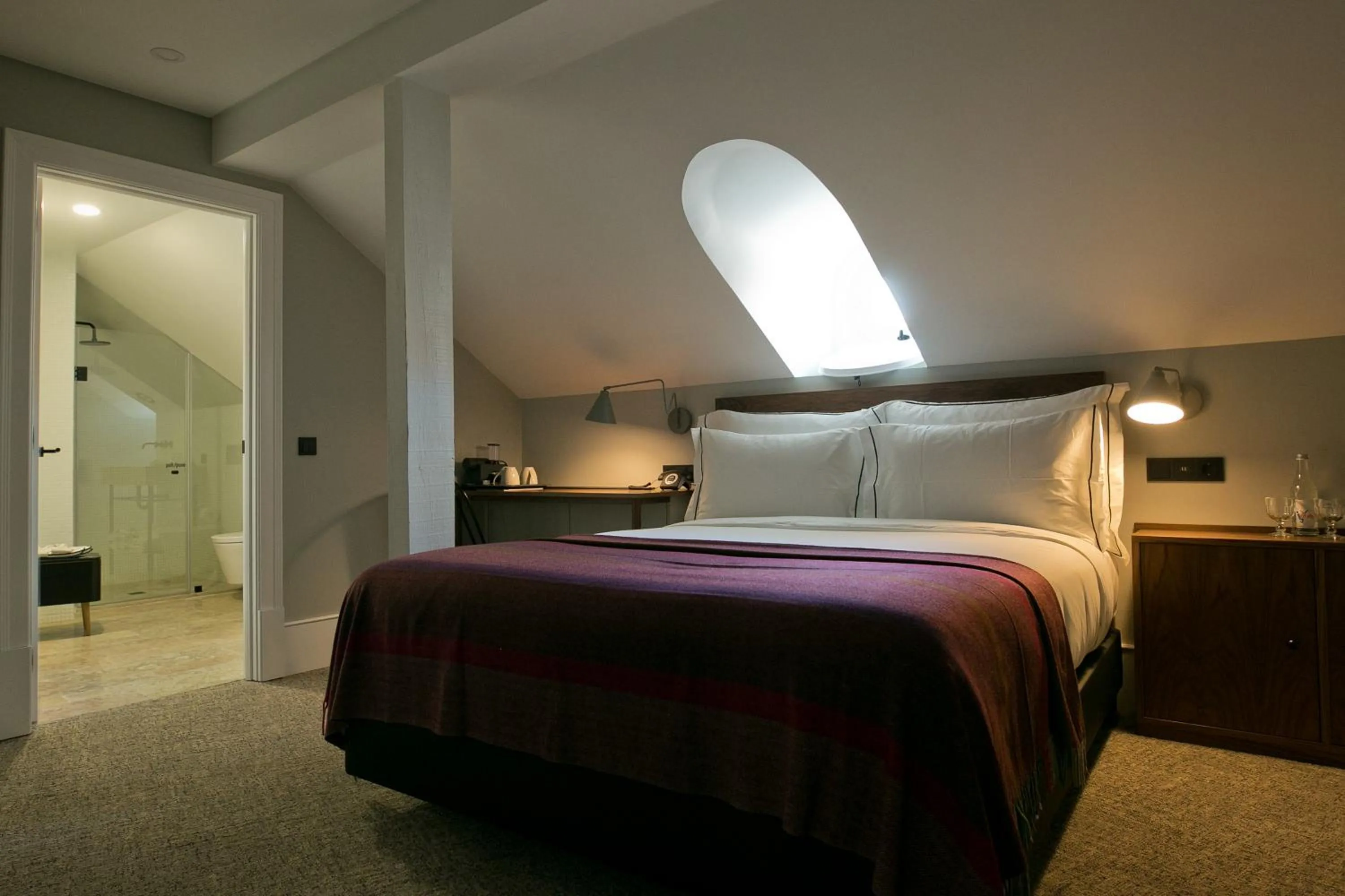 Bed in 1908 Lisboa Hotel