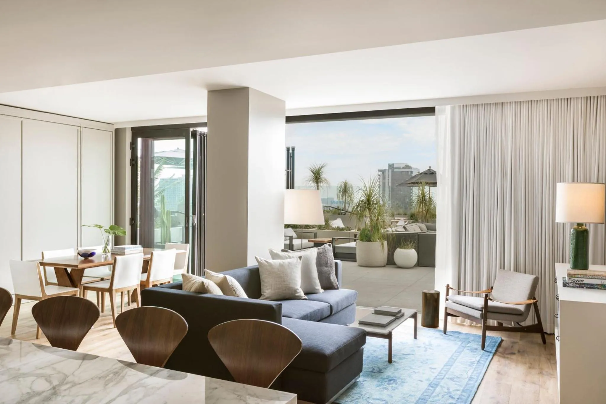 Photo of the whole room in Kimpton Everly Hotel Hollywood by IHG