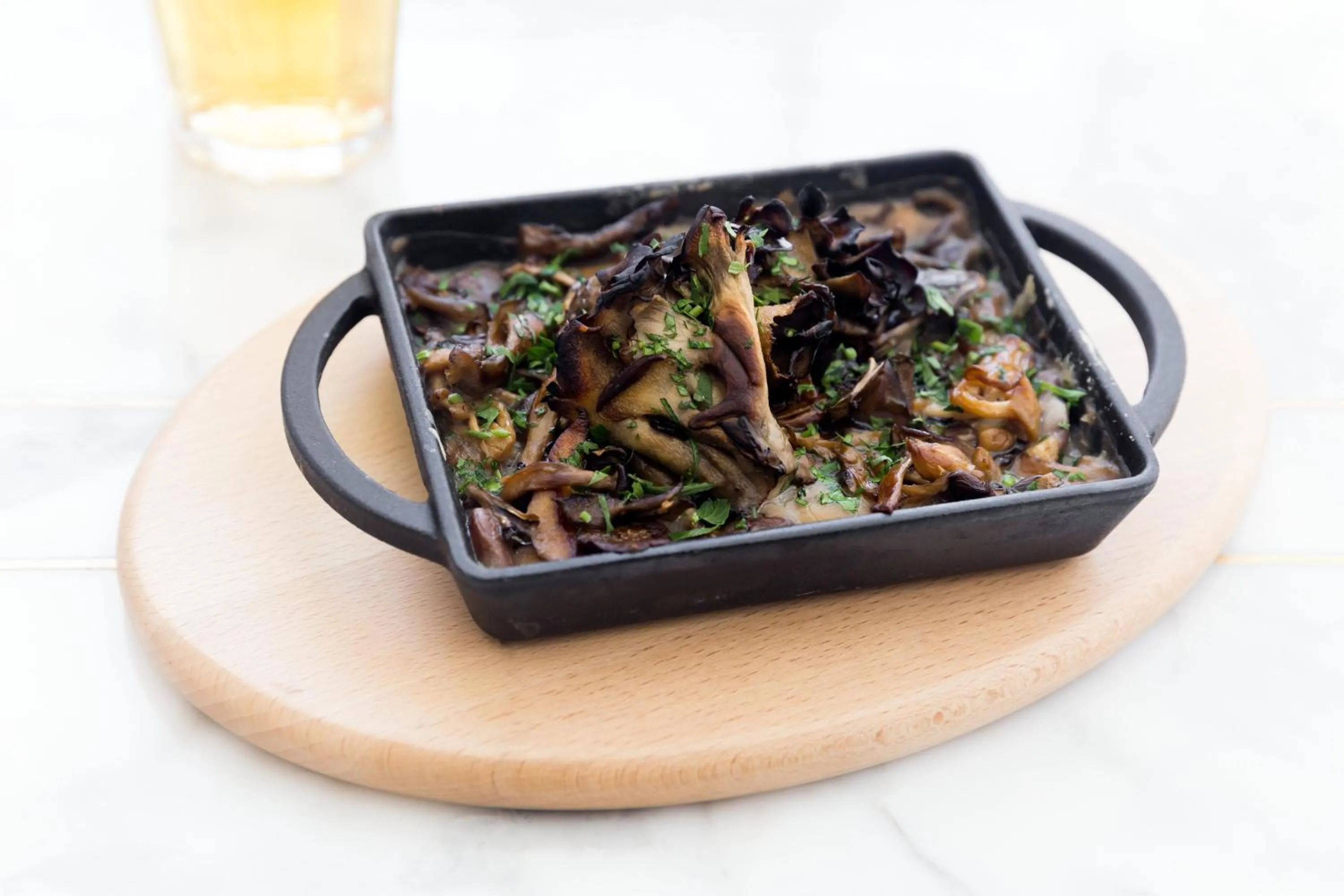 Restaurant/places to eat in Kimpton Everly Hotel Hollywood by IHG