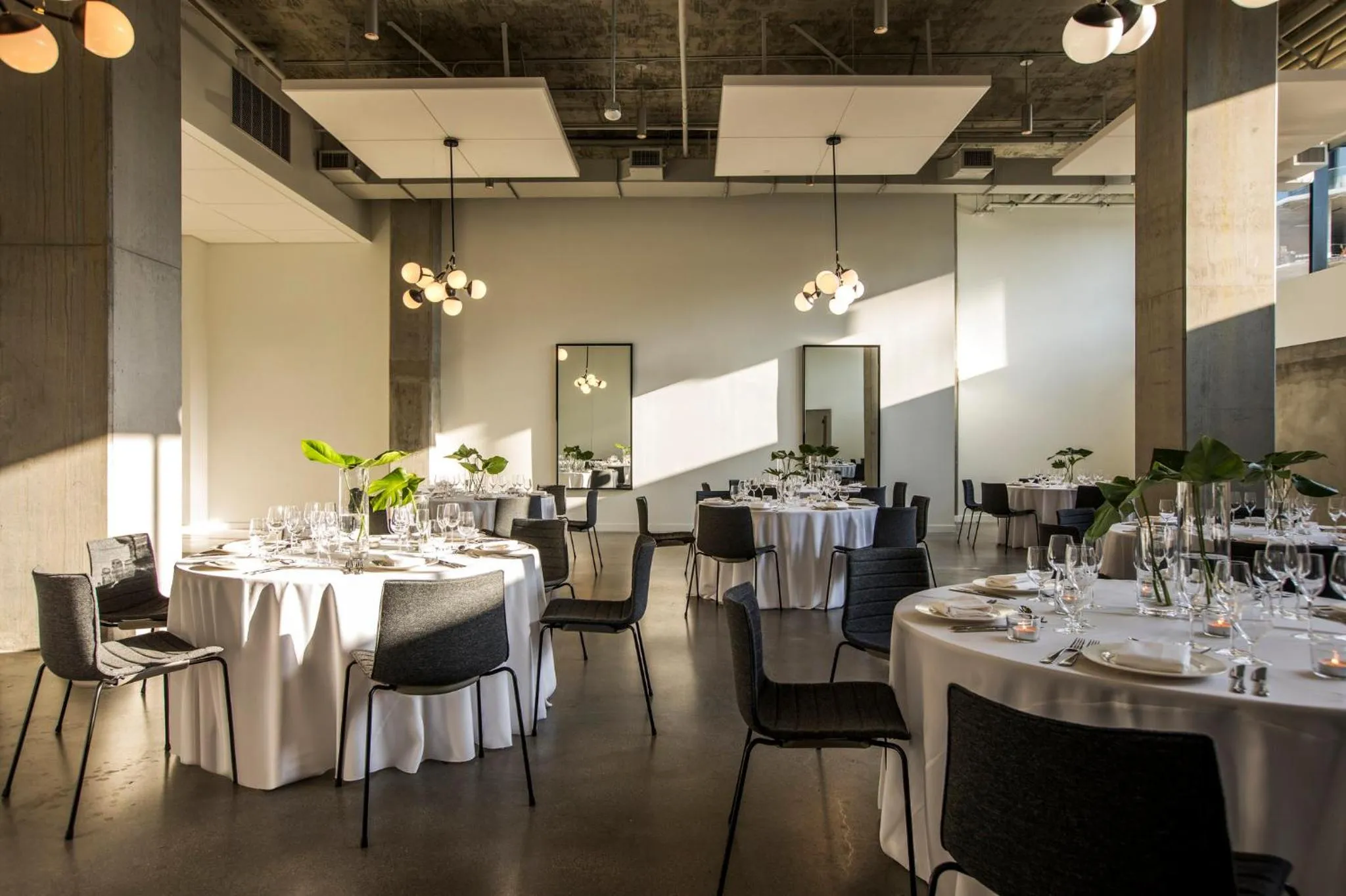 Meeting/conference room in Kimpton Everly Hotel Hollywood by IHG