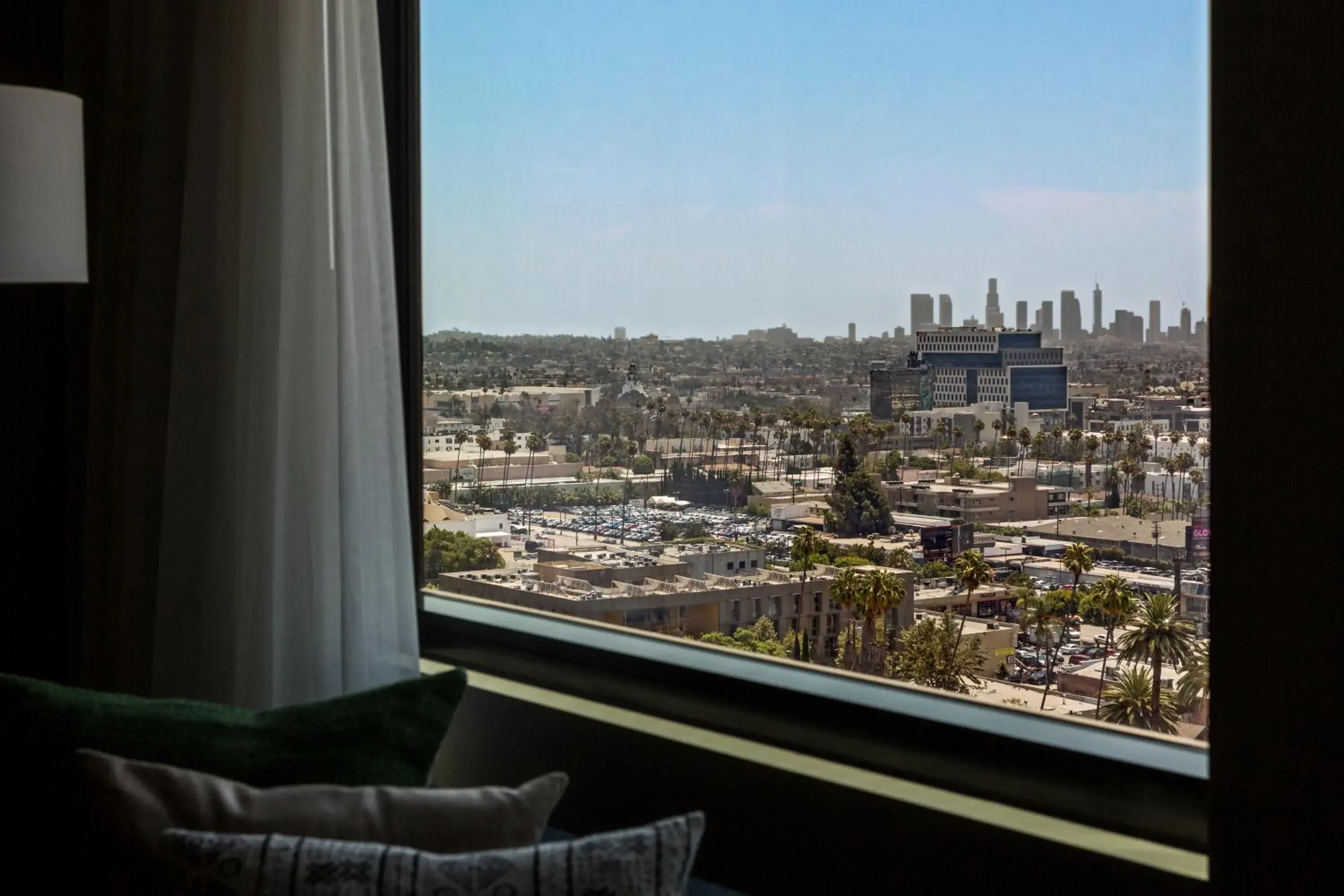 King Room with City View in Kimpton Everly Hotel Hollywood by IHG King Room with City View in Kimpton Everly Hotel Hollywood by IHG