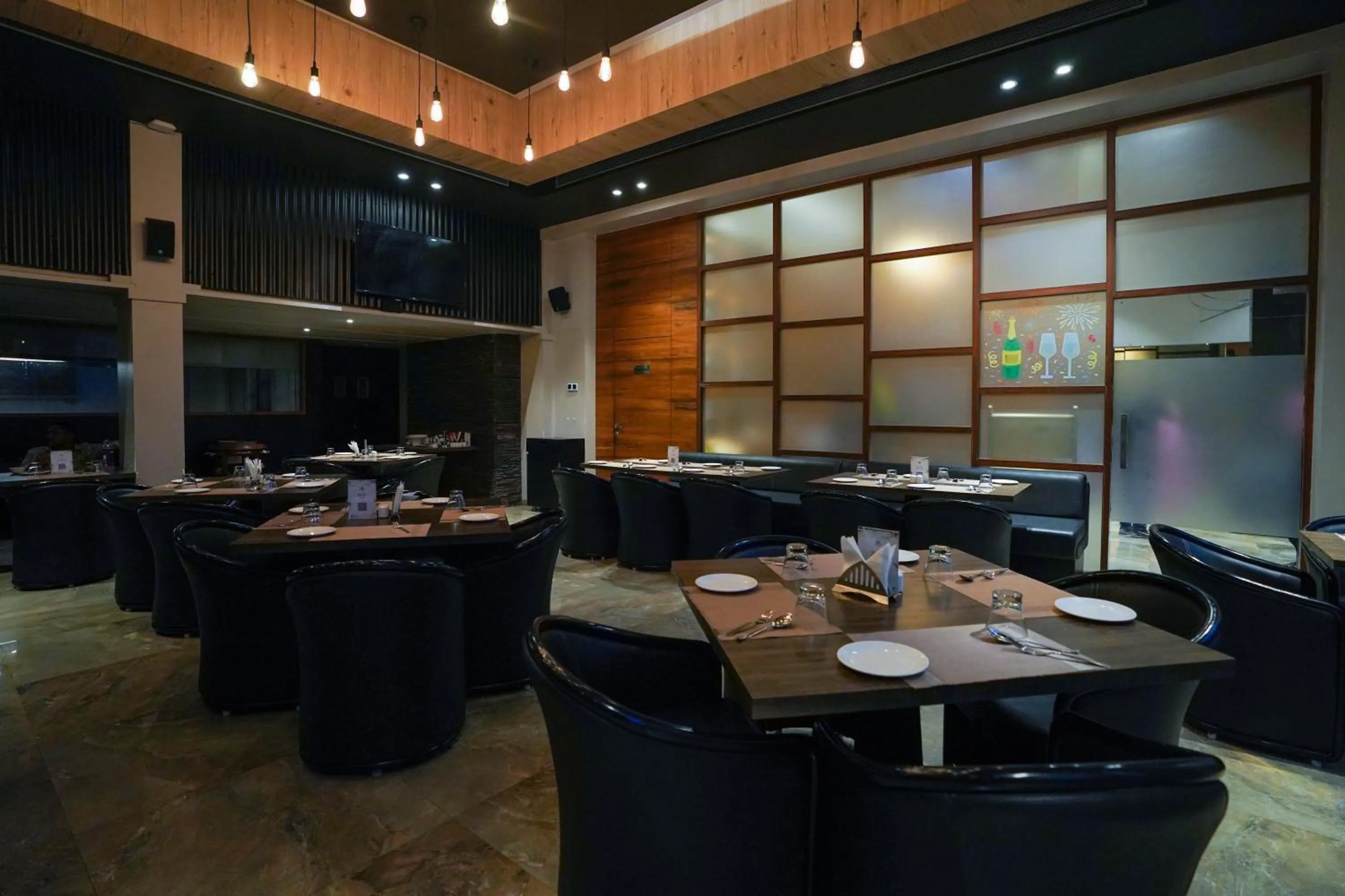 Lounge or bar in Enrise By Sayaji Ahmednagar