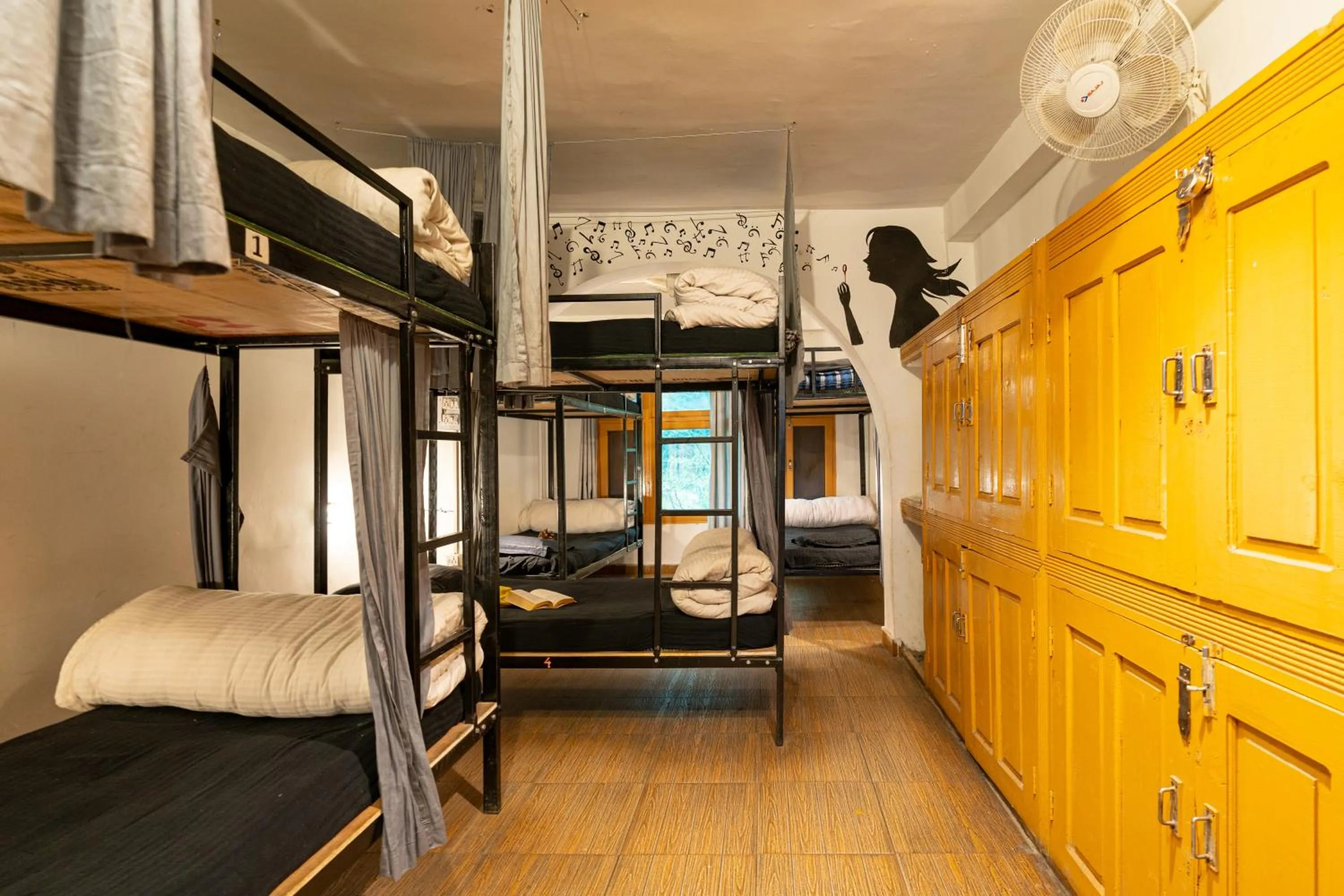 Photo of the whole room, Bed in Nomads Hostel