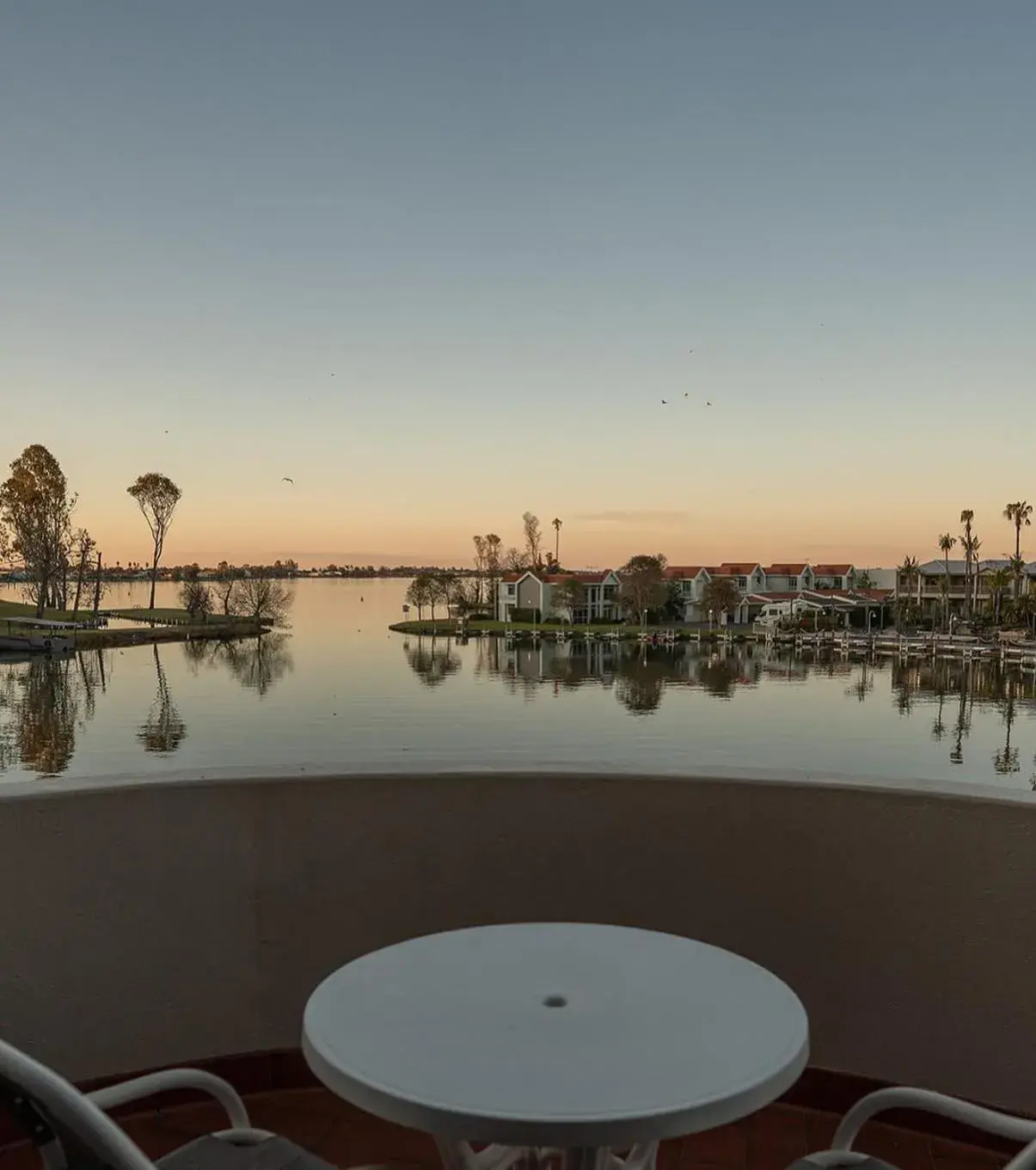 One-Bedroom Apartment in Lake Mulwala Boatel One-Bedroom Apartment in Lake Mulwala Boatel
