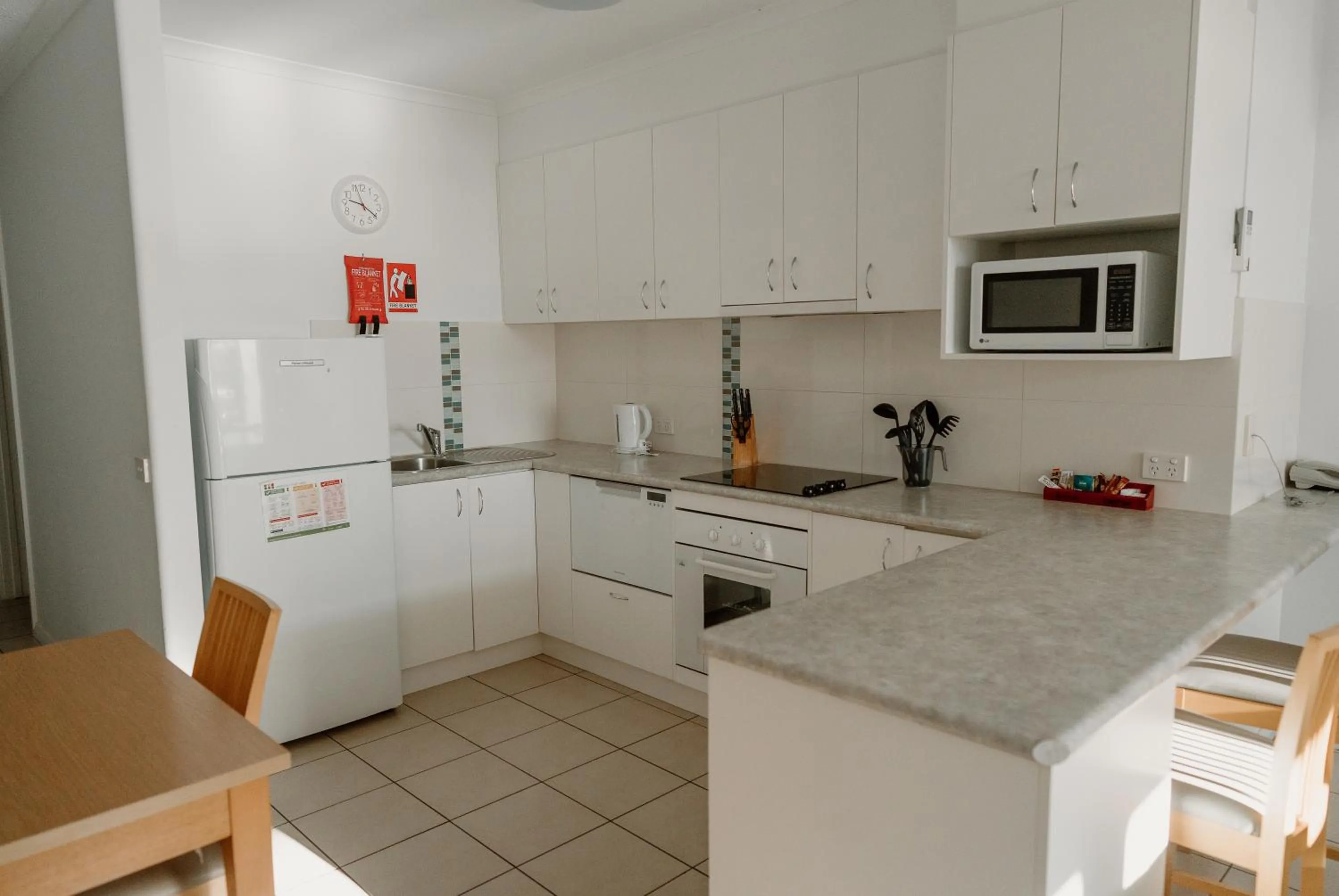 Kitchen or kitchenette in Lake Mulwala Boatel