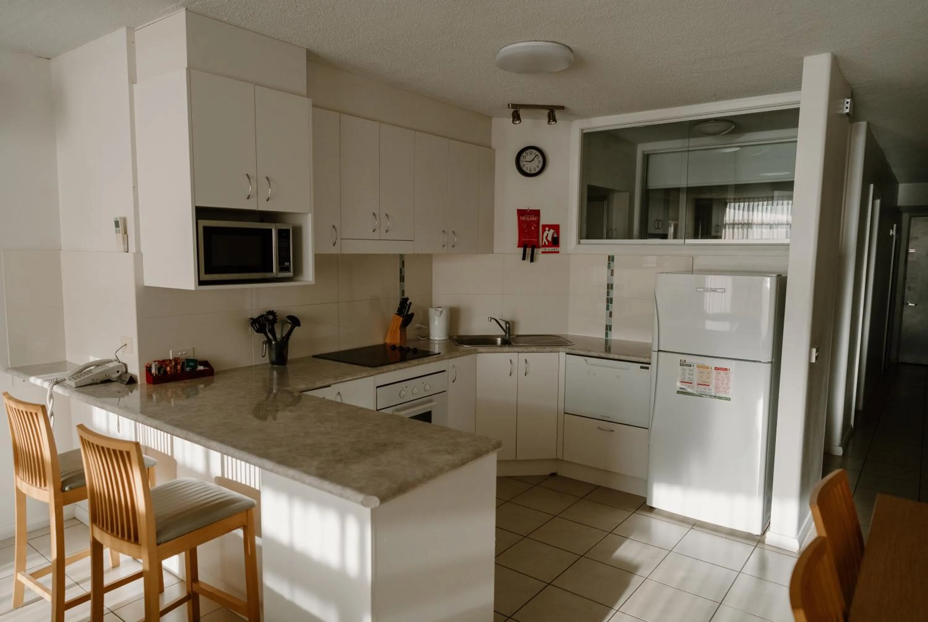 Kitchen or kitchenette in Lake Mulwala Boatel